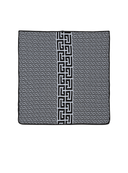 Baby blanket with PB Labyrinth monogram