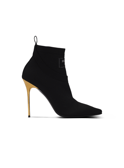 Crewneck knit ankle boots