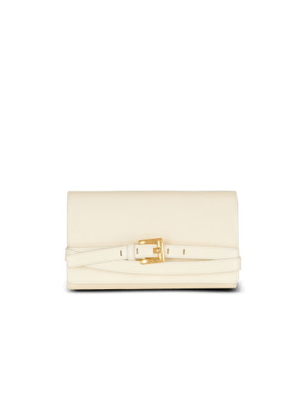 Crinkled leather wallet with Shuffle chain
