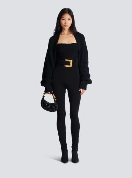 Stretch trousers with belt