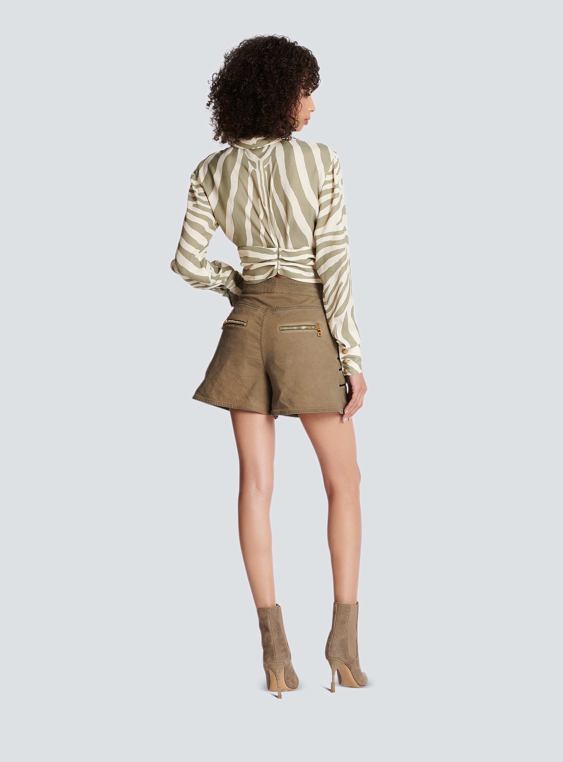 Chemise imprim&eacute; z&egrave;bre