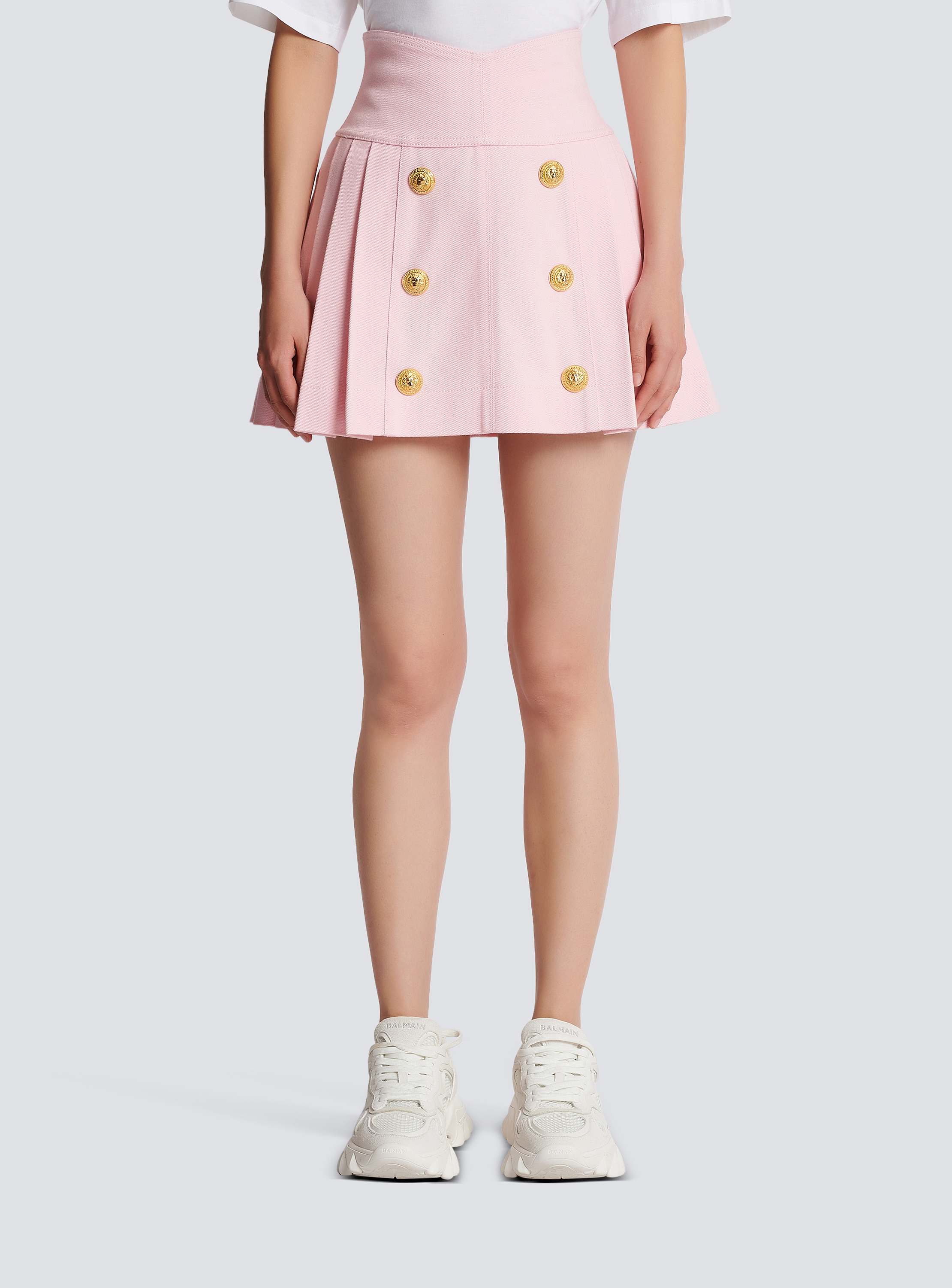 Pleated denim skirt