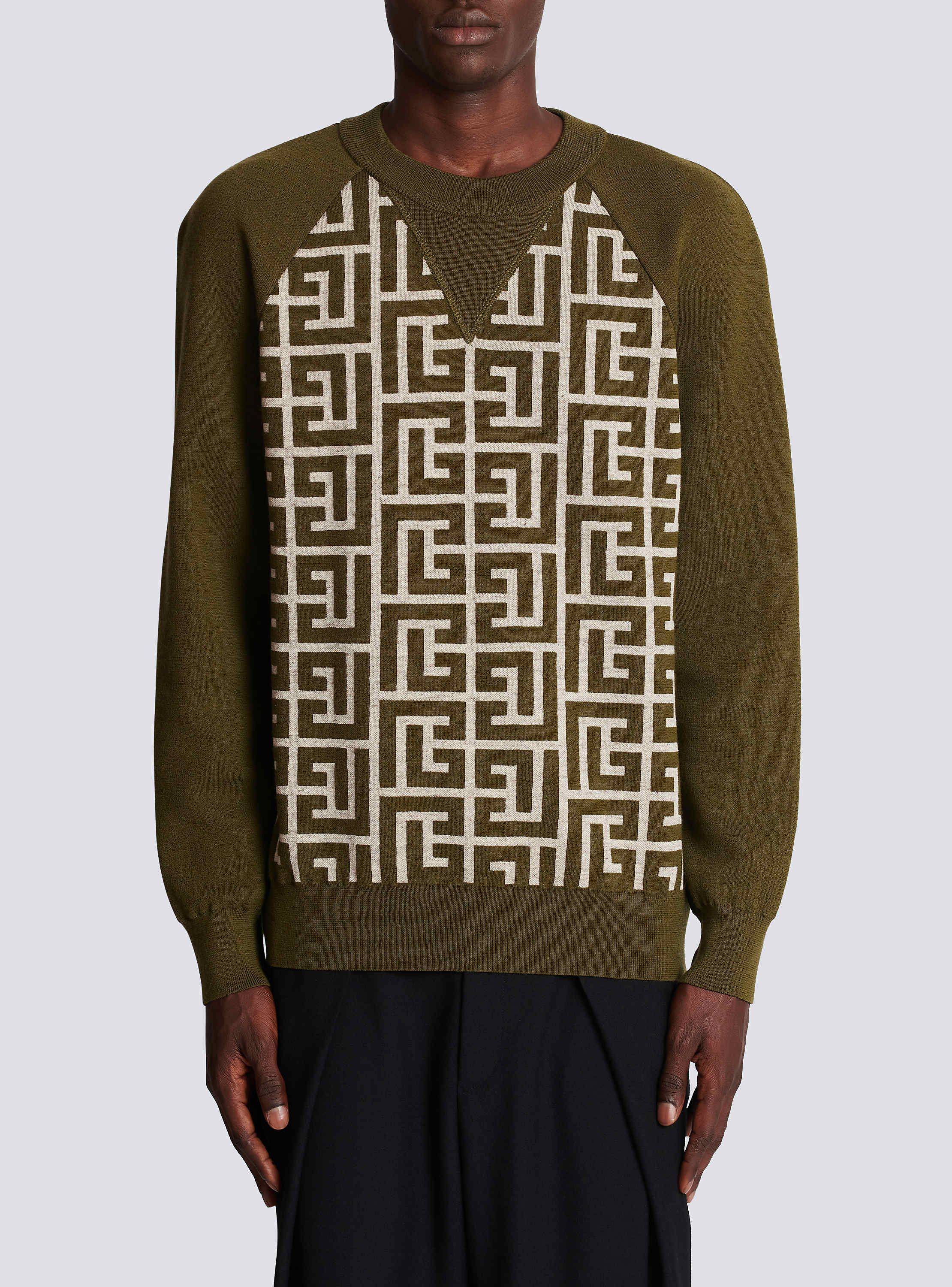 Pull en laine &agrave; monogramme