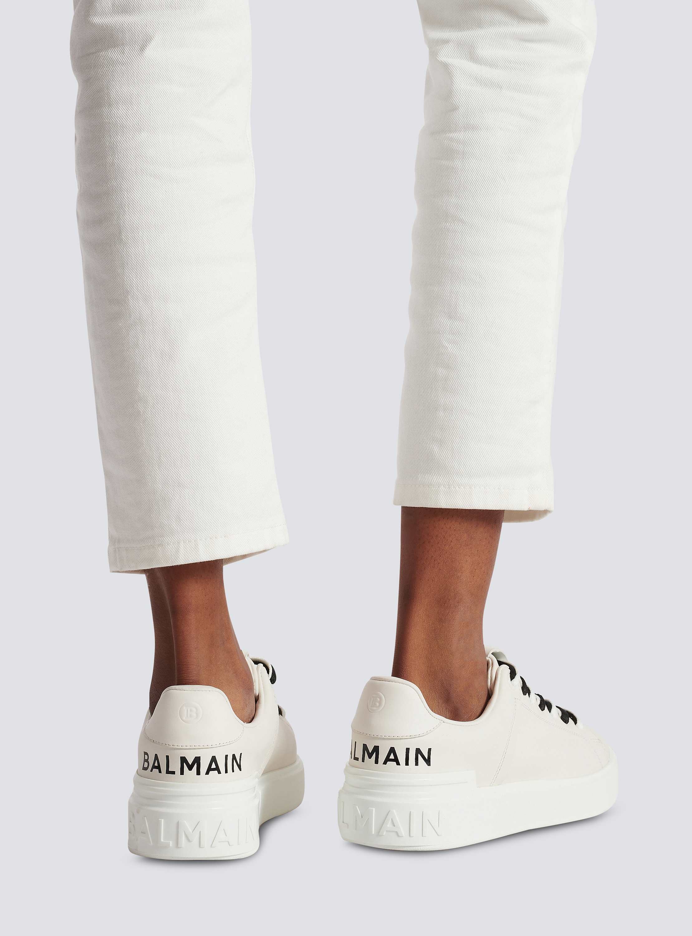 春新作の B-Court smooth leather sneakers white - Women | BALMAIN 靴