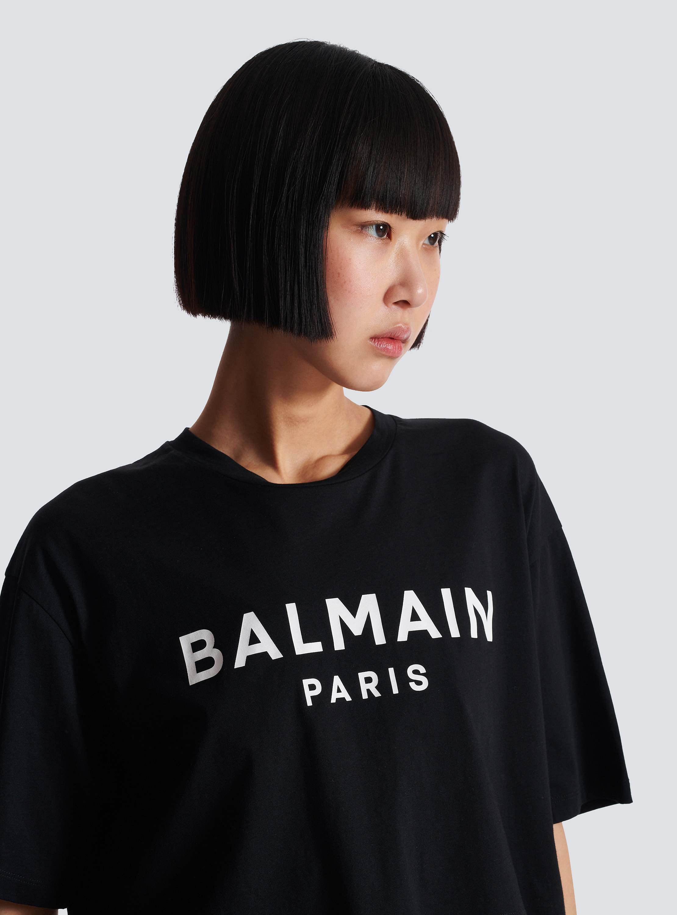 【関税込み】Balmain ブラック Paris Print Tシャツ T-shirt with Balmain Paris print - Women | BALMAIN