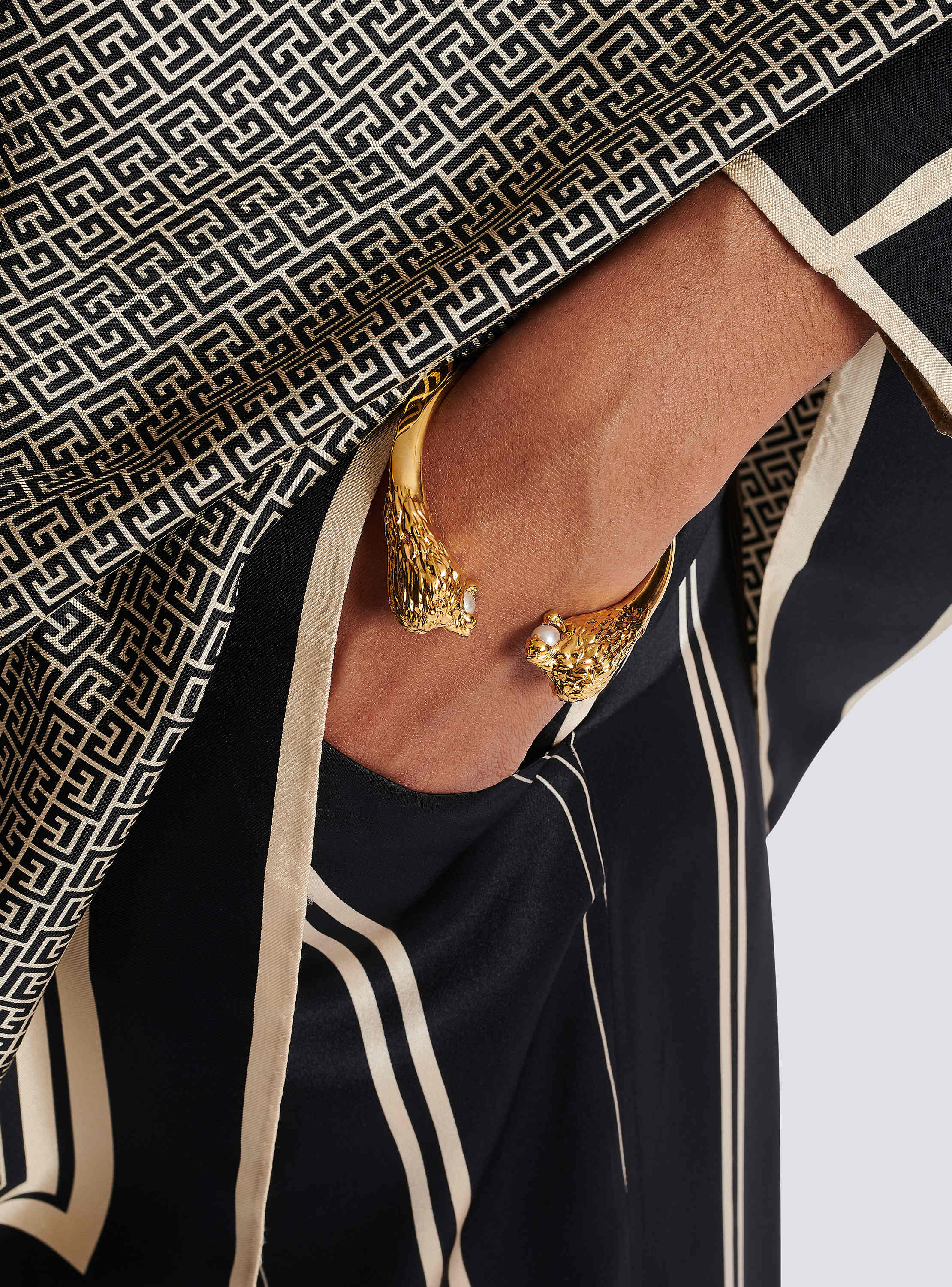 ライオン ブレスレット