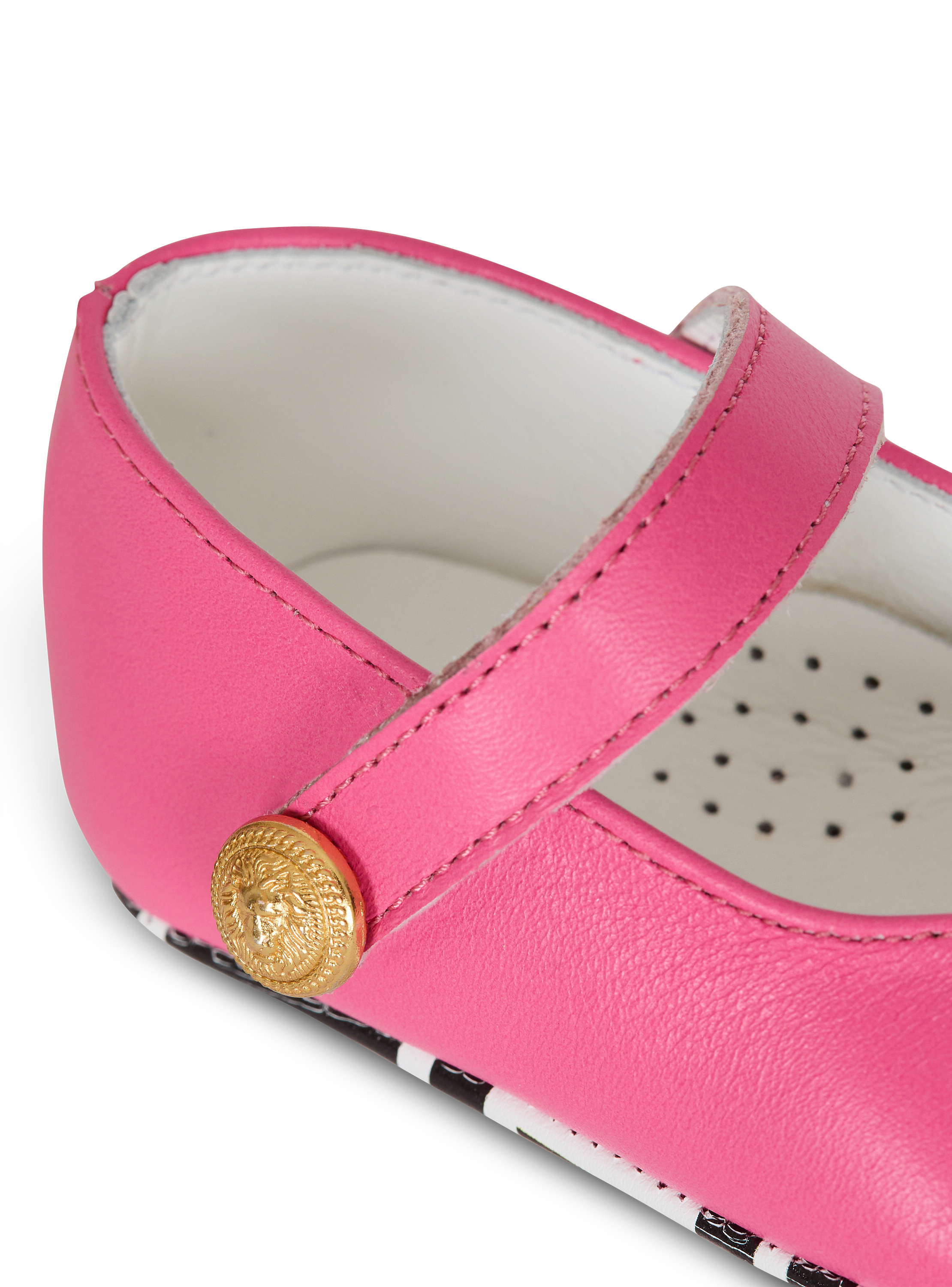 Ballet flats with button