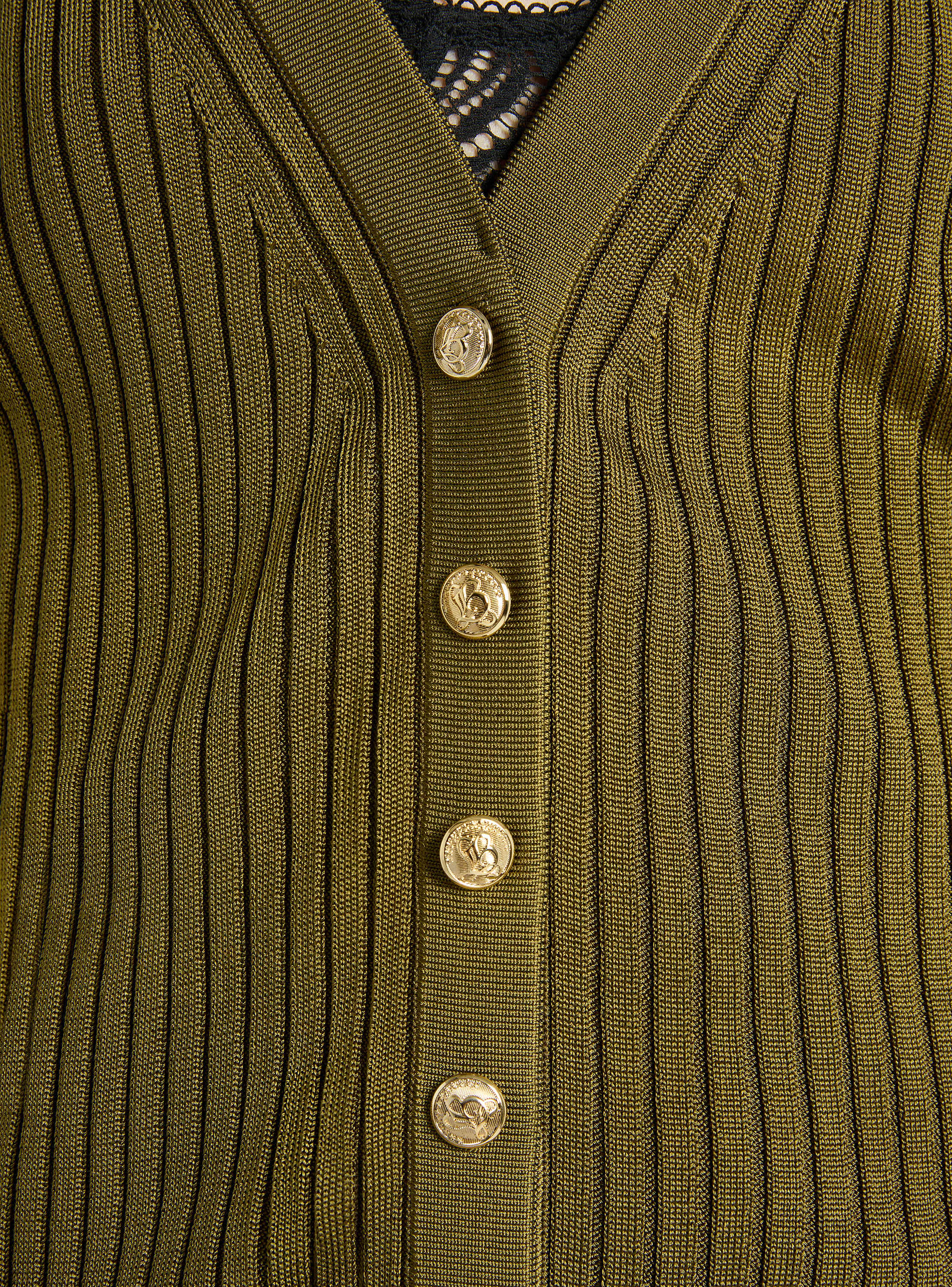 Buttoned ribbed knit cardigan