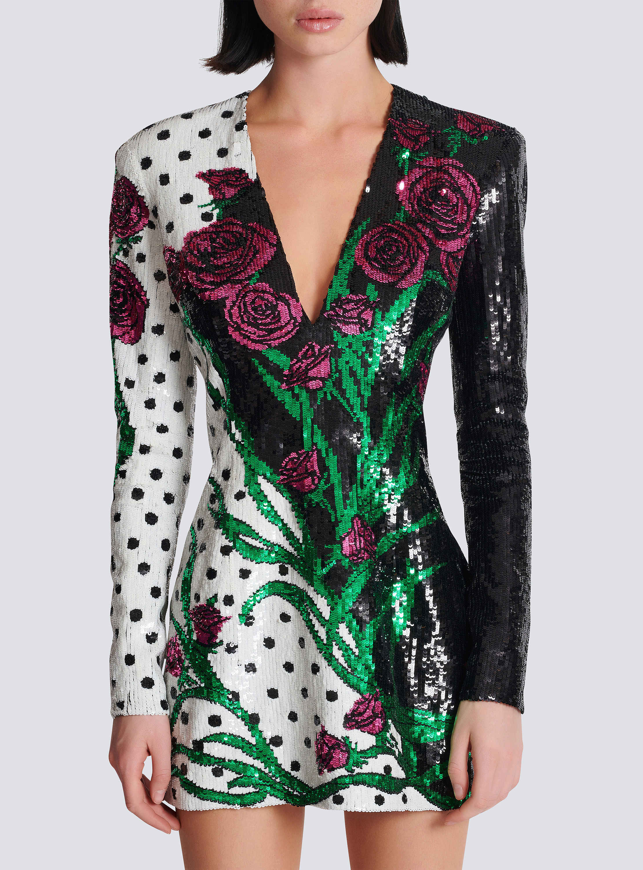 Kurzes Kleid mit Rosen- und Polka Dots-Print