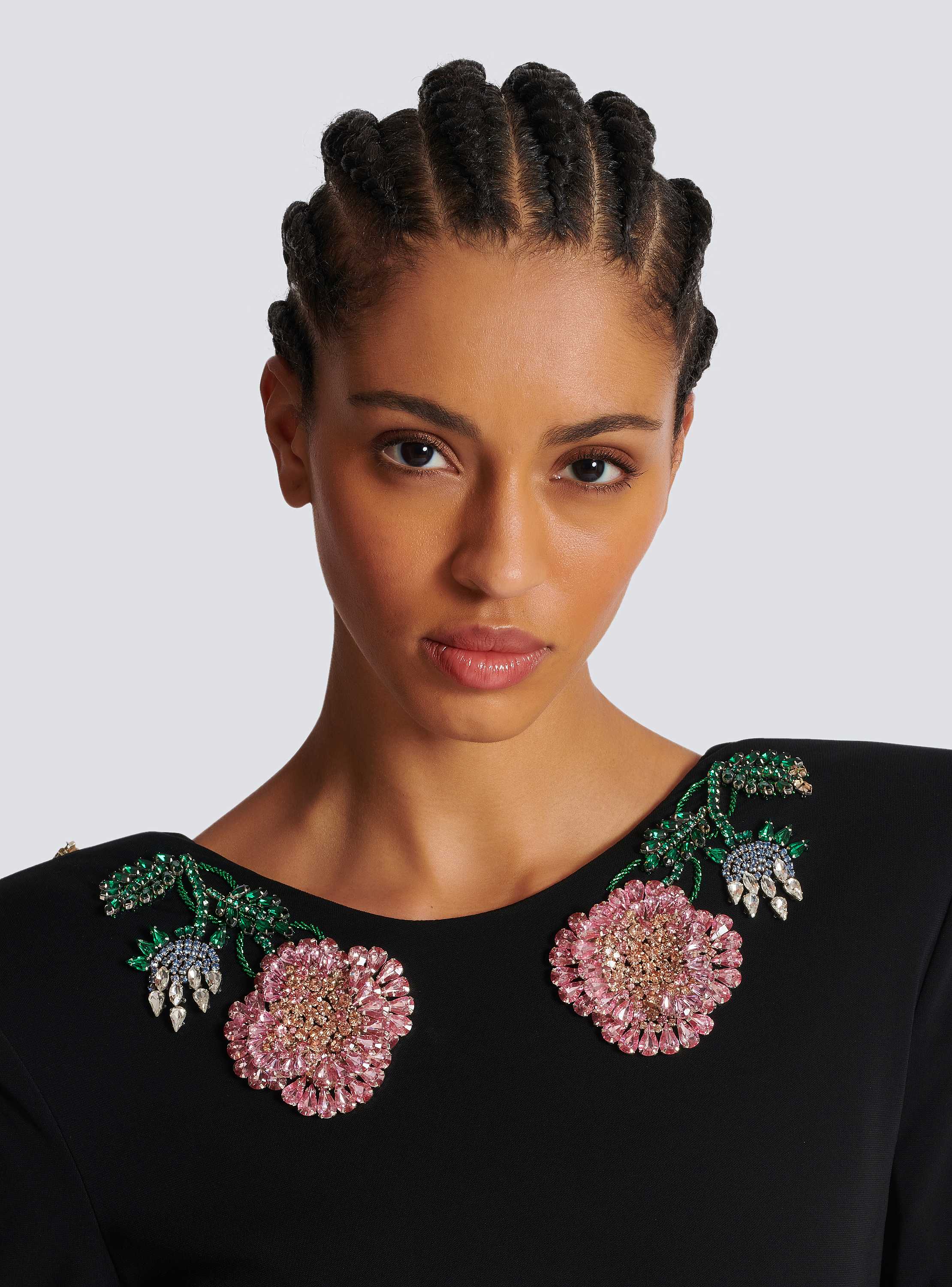 Long backless dress with Roses embroidery