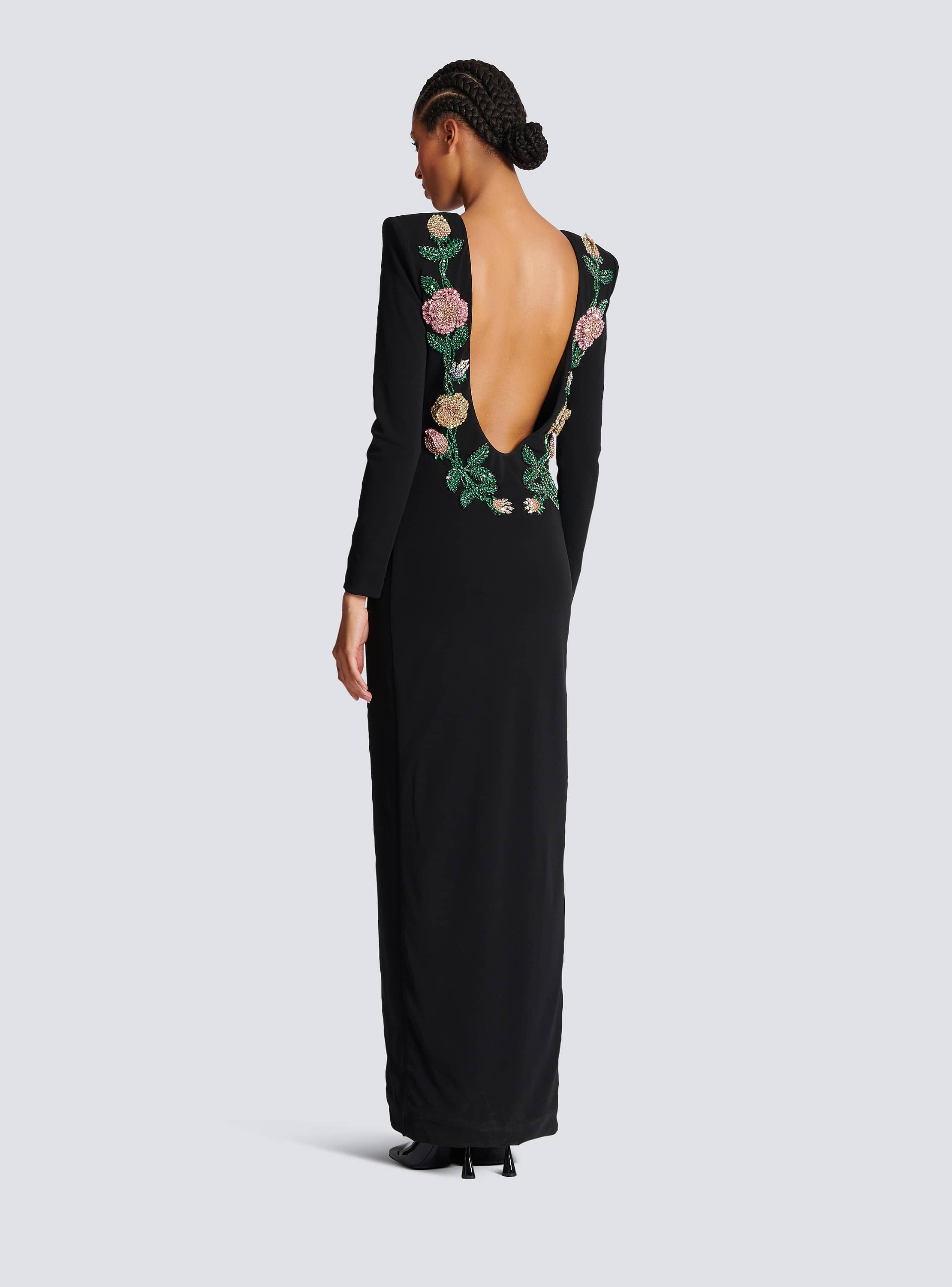 Long backless dress with Roses embroidery