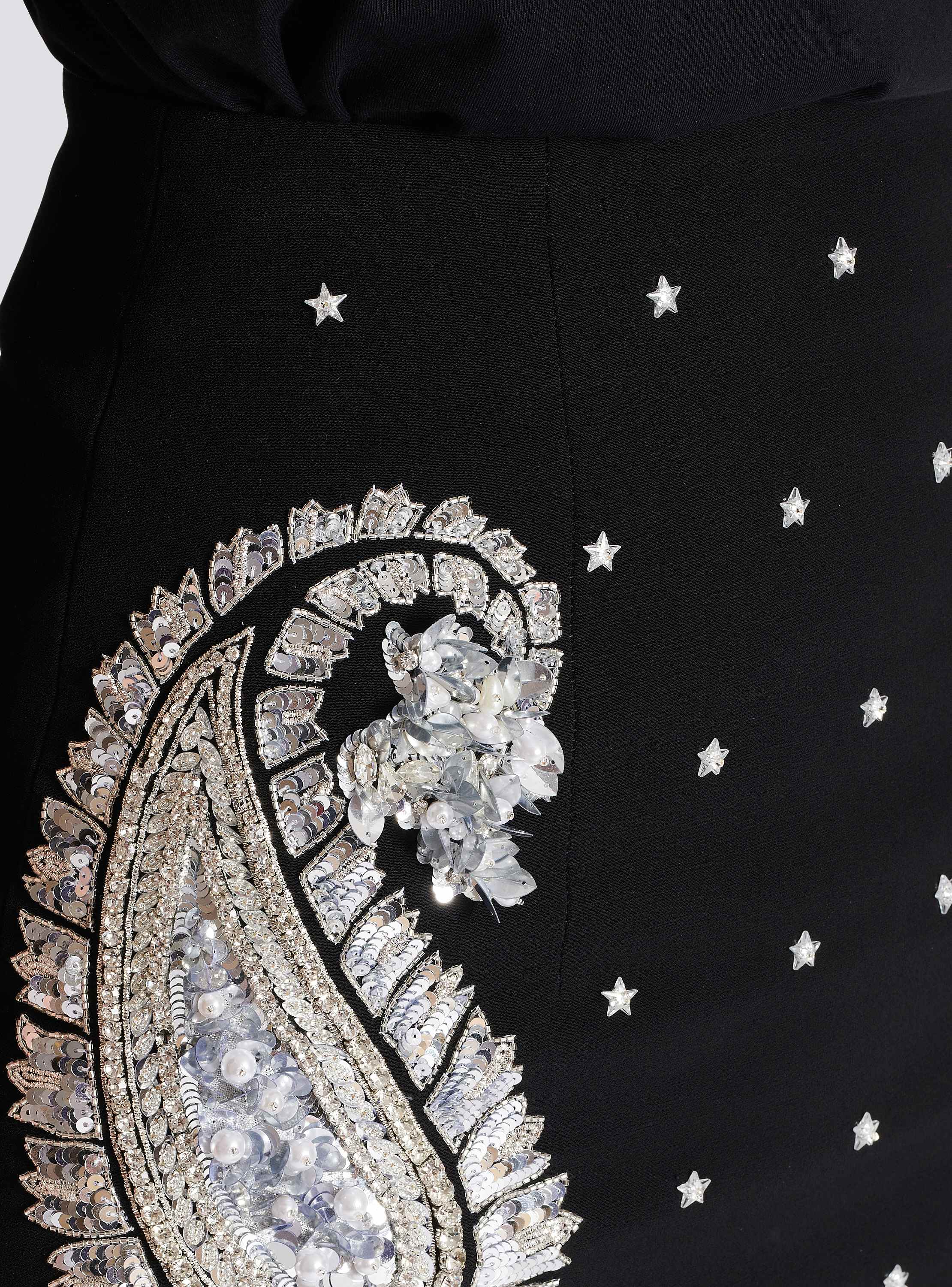Paisley and stars embroidered skirt