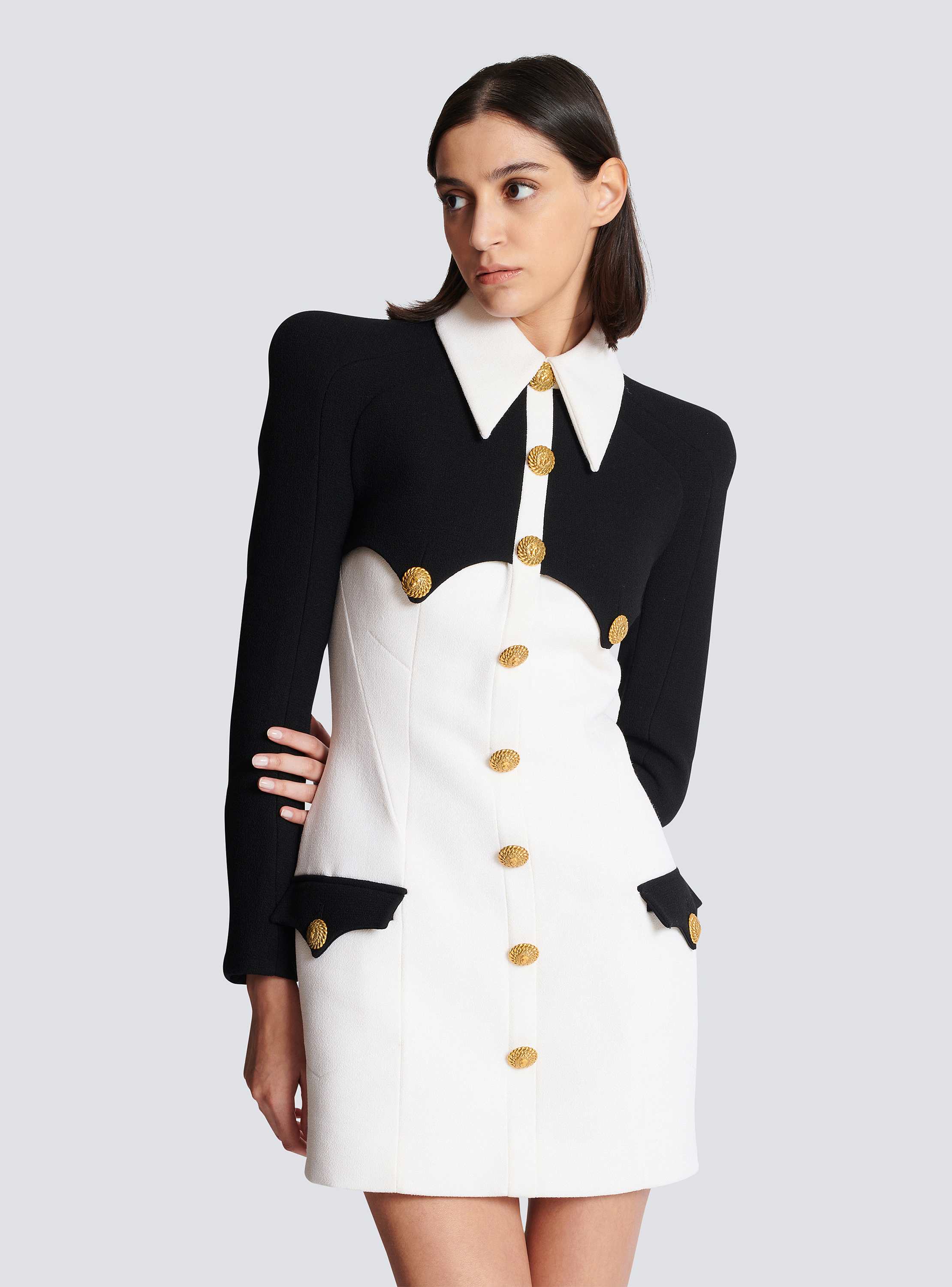 クレープ ボタン ショートドレス