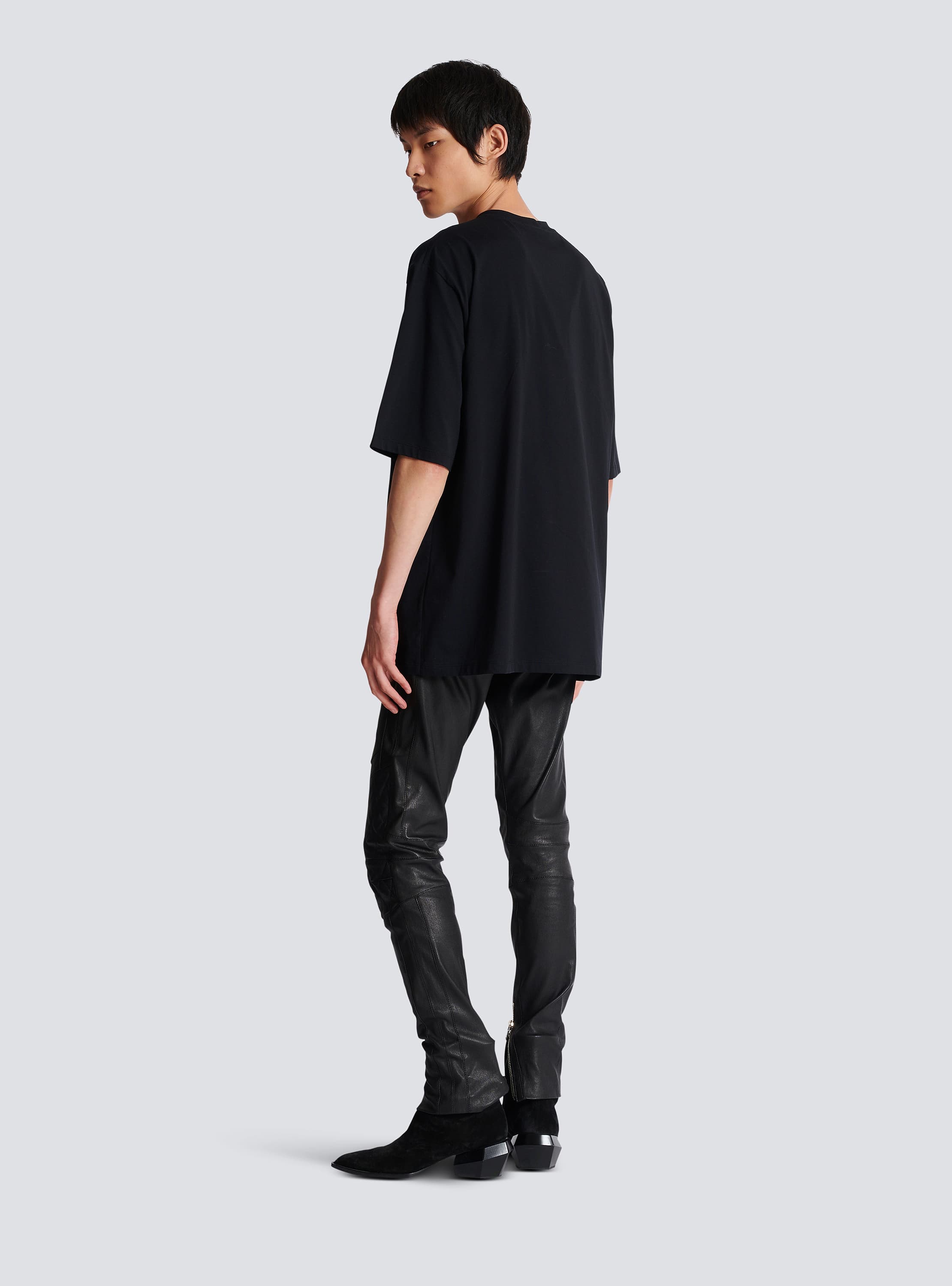 送料関税込【BALMAIN】ロゴ刺繍クルーネックTシャツ Balmain T-shirt with embroidered logo | Men's Clothing | Vitkac