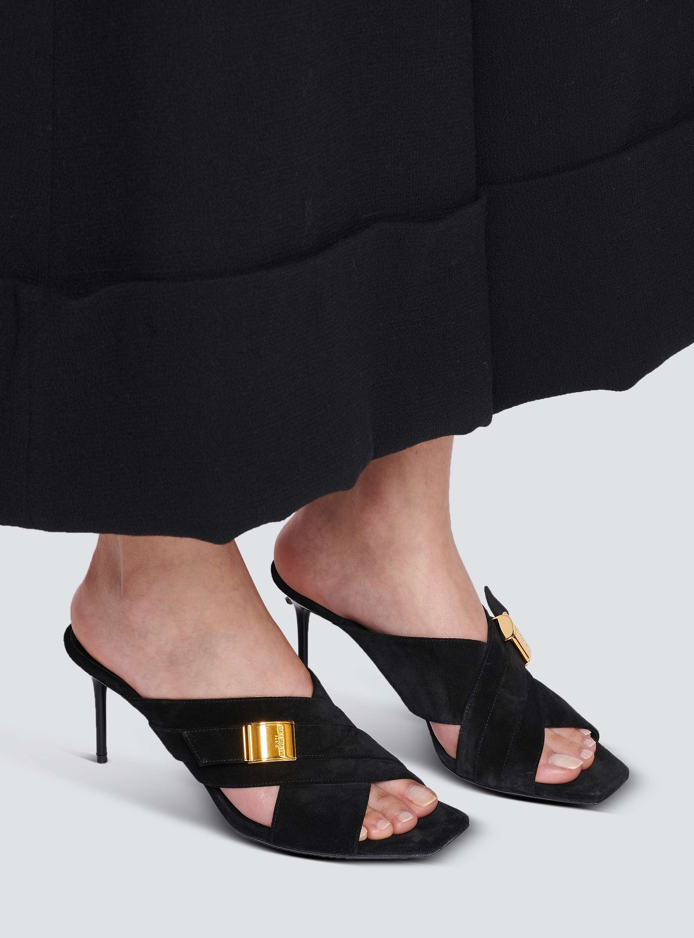 【関税込み】Balmain ブラック Uma ミュール Uma mules in suede leather - Women | BALMAIN