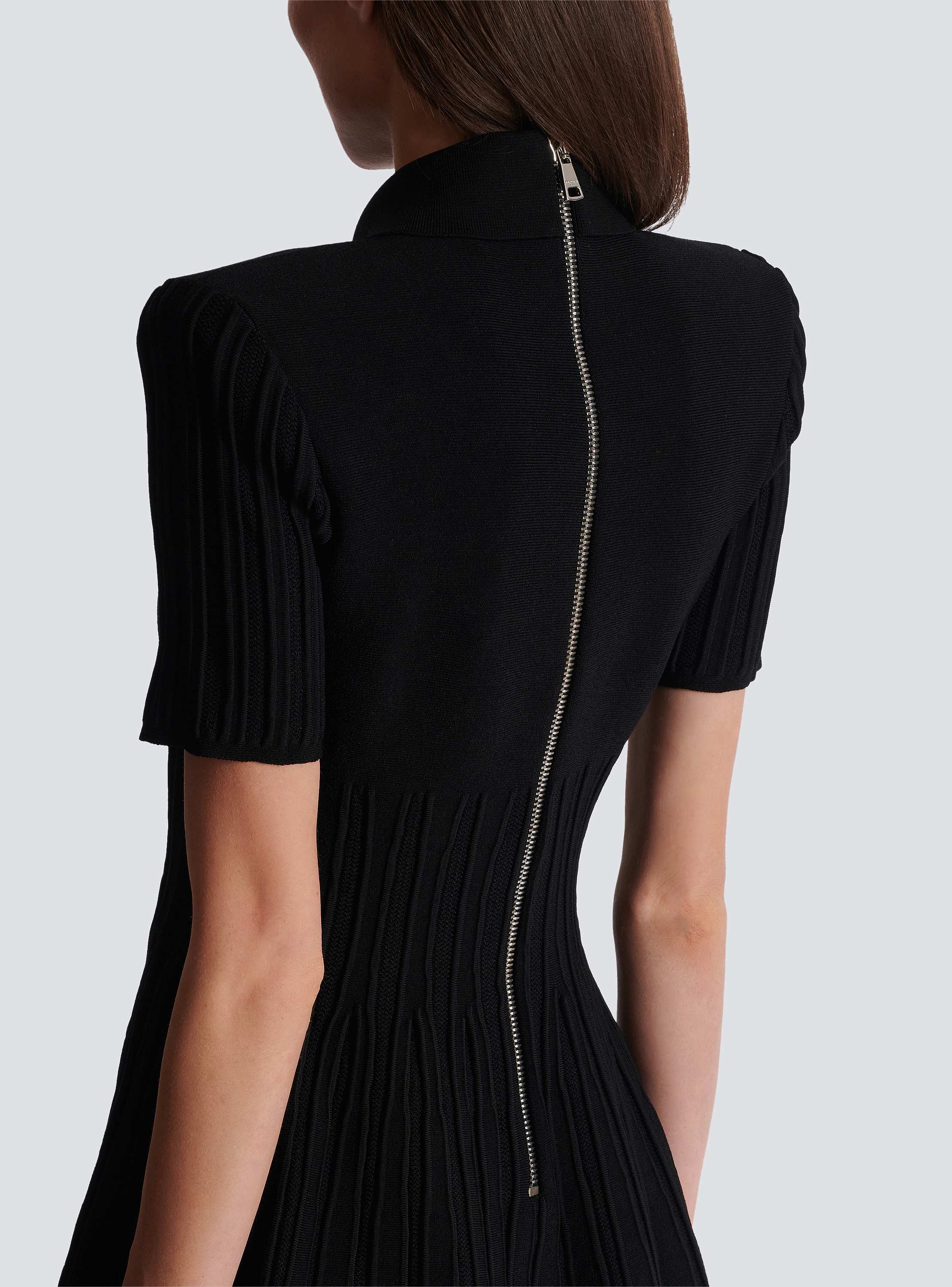 郵送買取 新品5台以上送料無料キャンペーン中！！  - black buttons with dress knit Flared Women BALMAIN | ニット+セーター