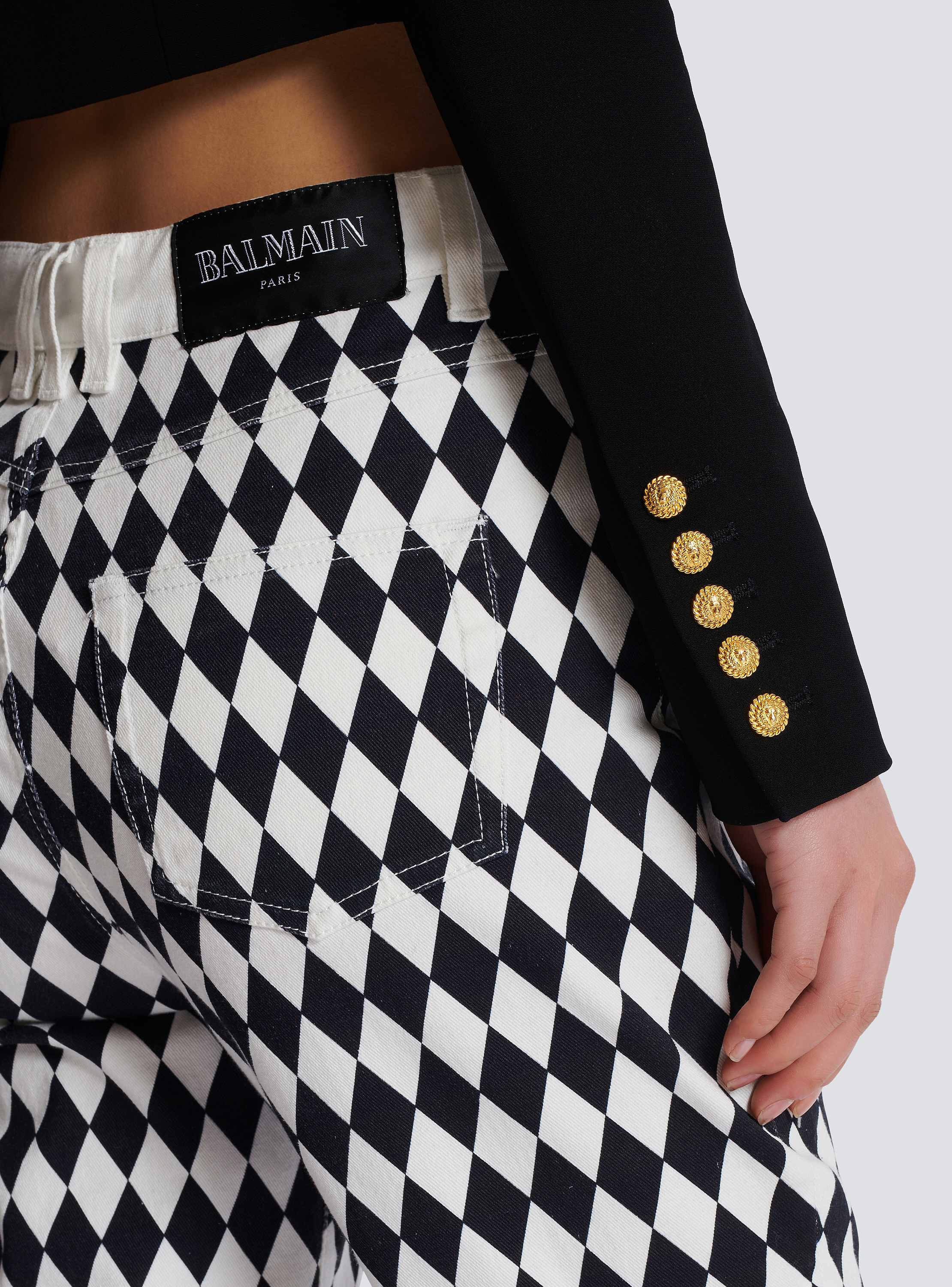 【送料&関税込】Balmain Spencer In Two-tone CrApe Two-tone crepe Spencer jacket - Women | BALMAIN