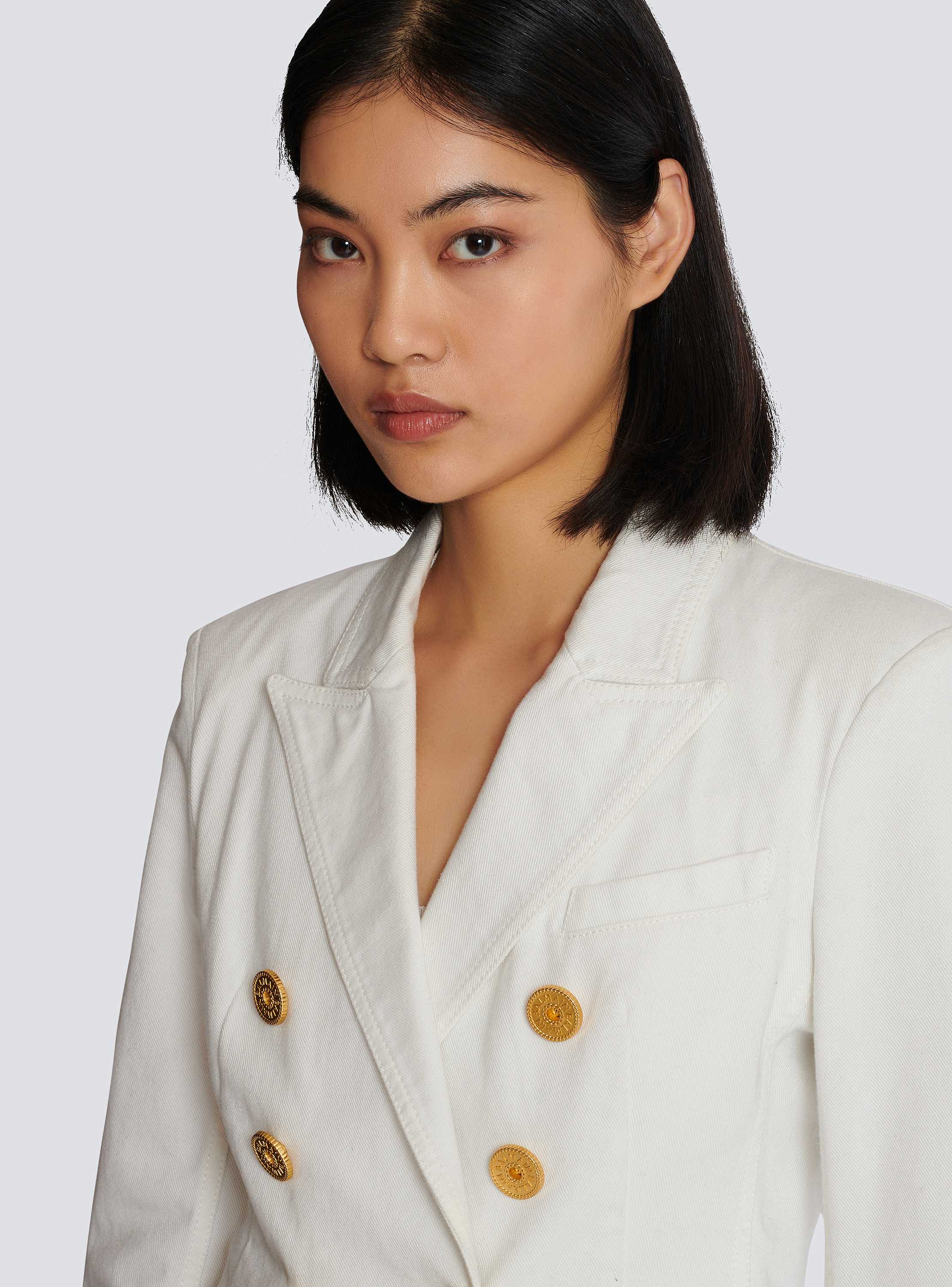 ジャケット BALMAIN Double-breasted denim blazer (DF1SG170DB69 0FA) Balmain 6-Button double-breasted Denim Blazer | White | FARFETCH
