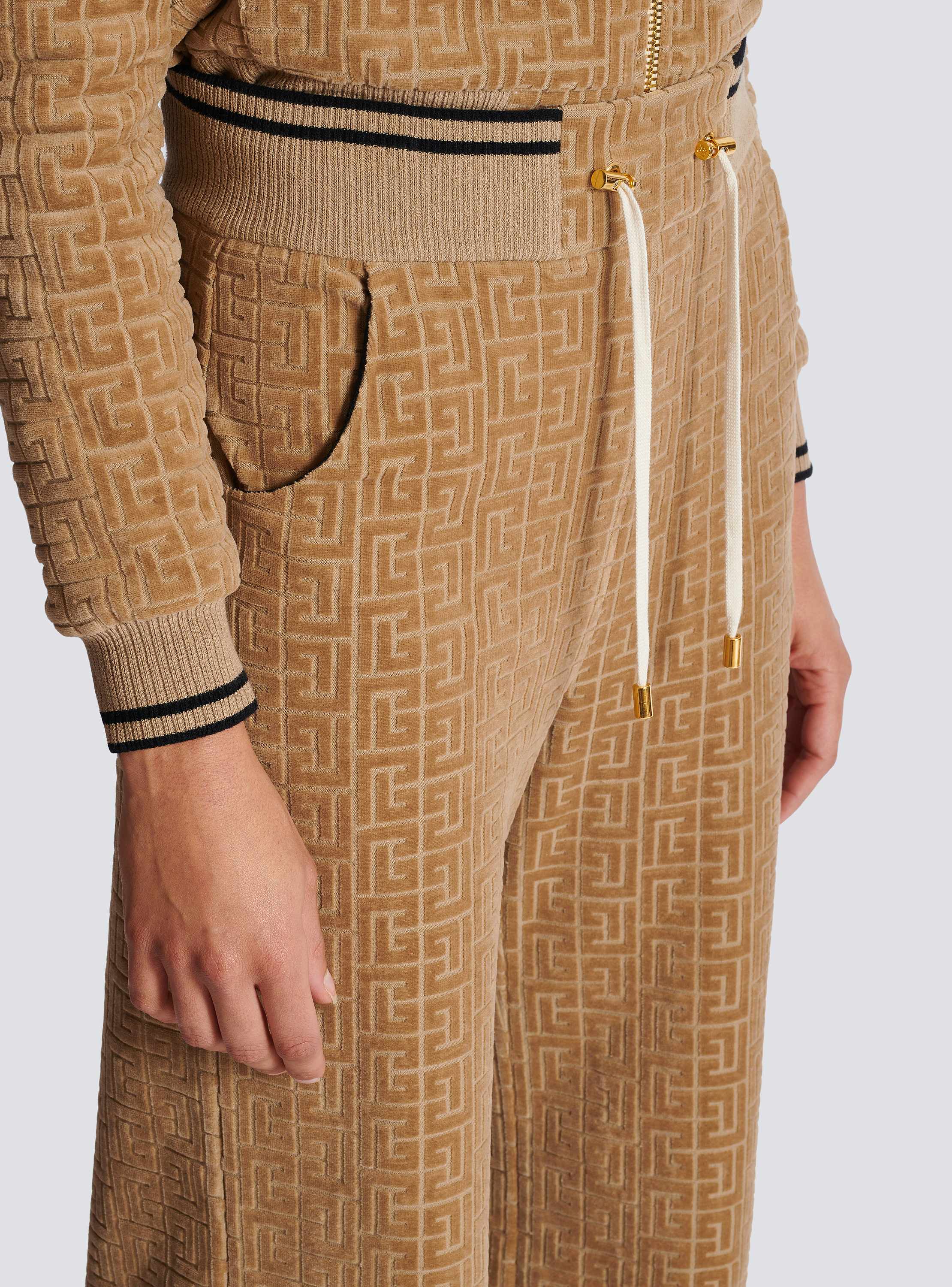 【送料&関税込】Balmain Velvet Pants 18823973_40921766_322.jpg