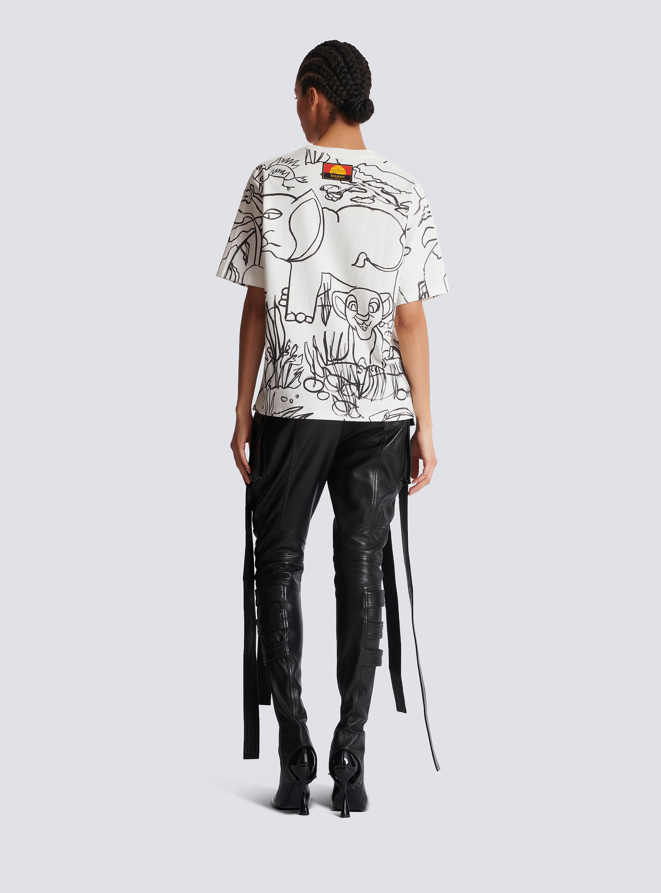 【関税込み】BALMAIN \"The Lion King\" t-shirt Disney x Balmain: The Lion King - Relaxed T-shirt with Nika