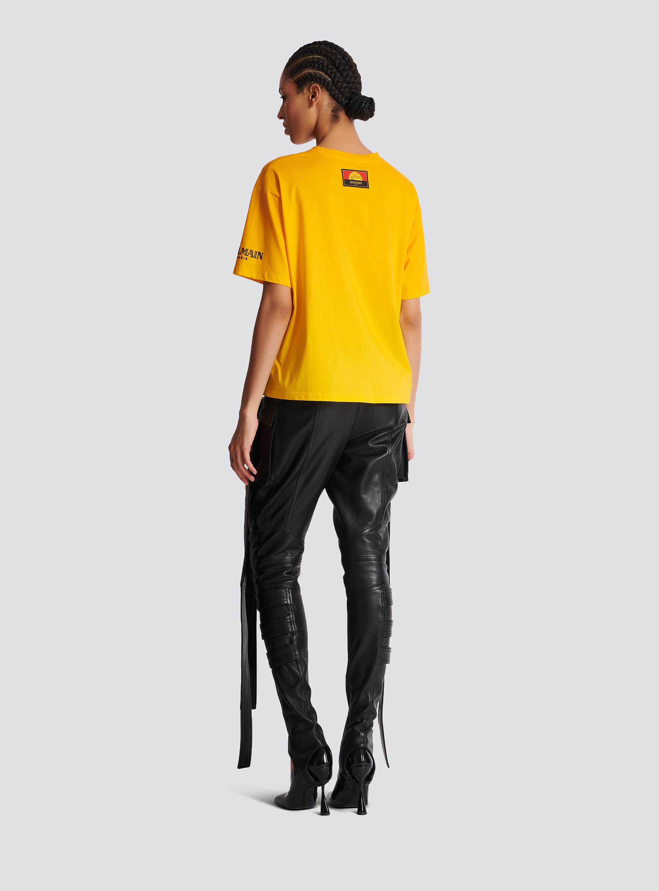 Tシャツ・カットソー BALMAIN FW24 \"The Lion King\" t-shirt (DFAEG110GD90 AAA) Disney x Balmain: The Lion King - Relaxed T-shirt with Nika