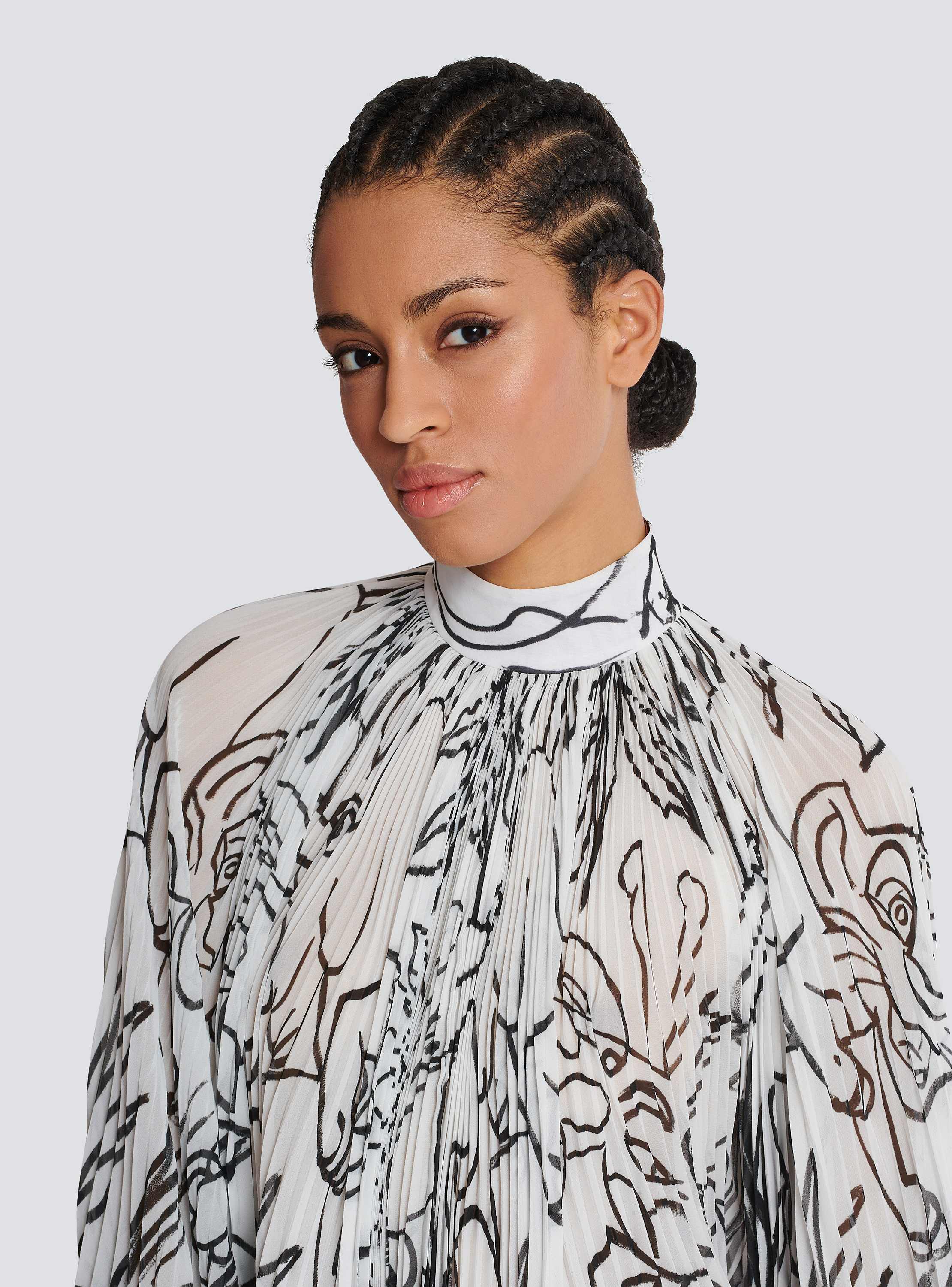 ワンピース BALMAIN DRESS (EF1R1315DF23 6FC) Disney x Balmain: The Lion King - Short pleated dress with