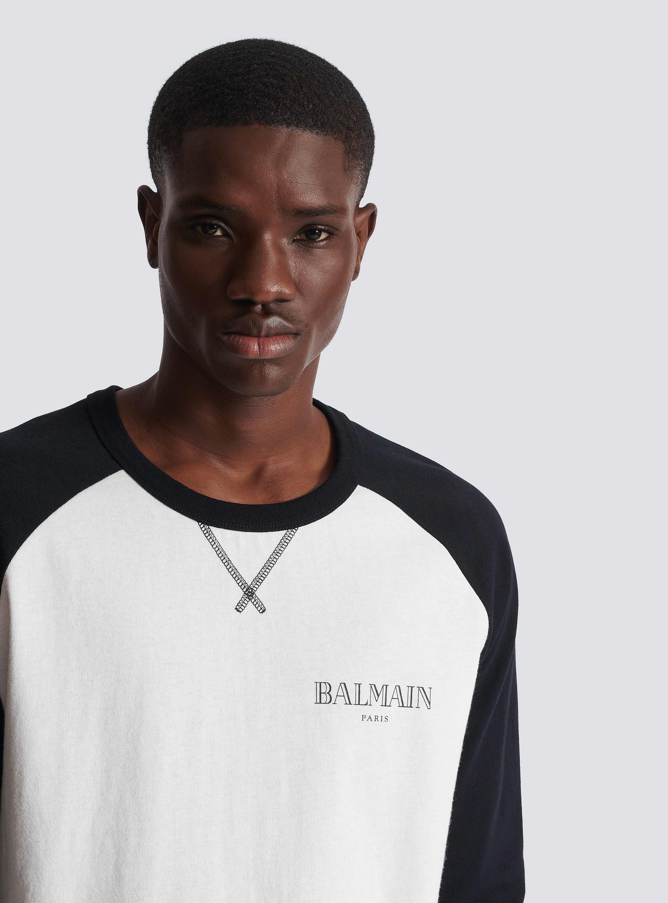 Balmain☆VIP価格 ロゴ プリント クルーネック T シャツ BALMAIN(バルマン) Tシャツ・カットソー(レディース) - 海外通販