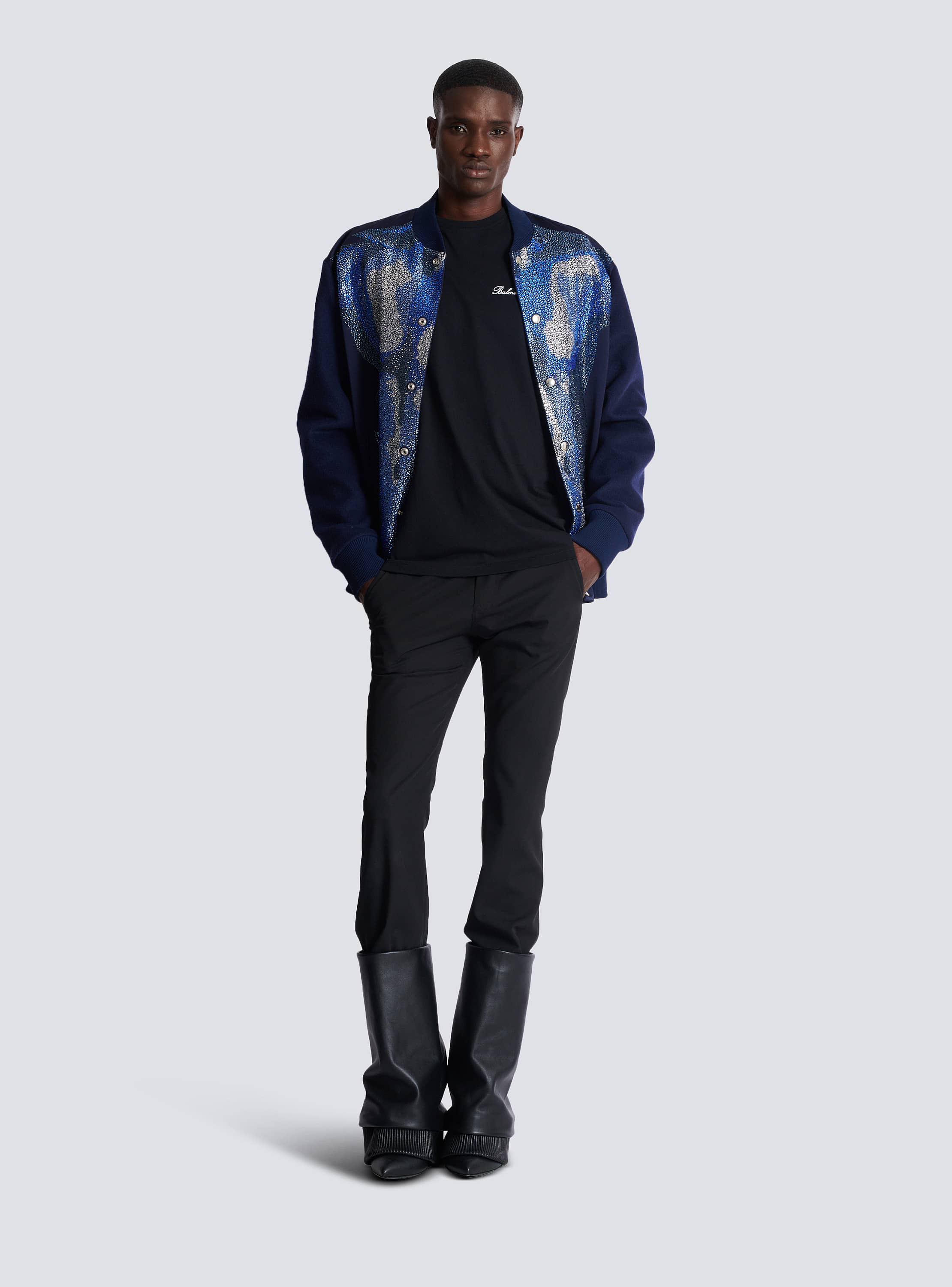 Weites T-Shirt mit Balmain Signature-Stickerei