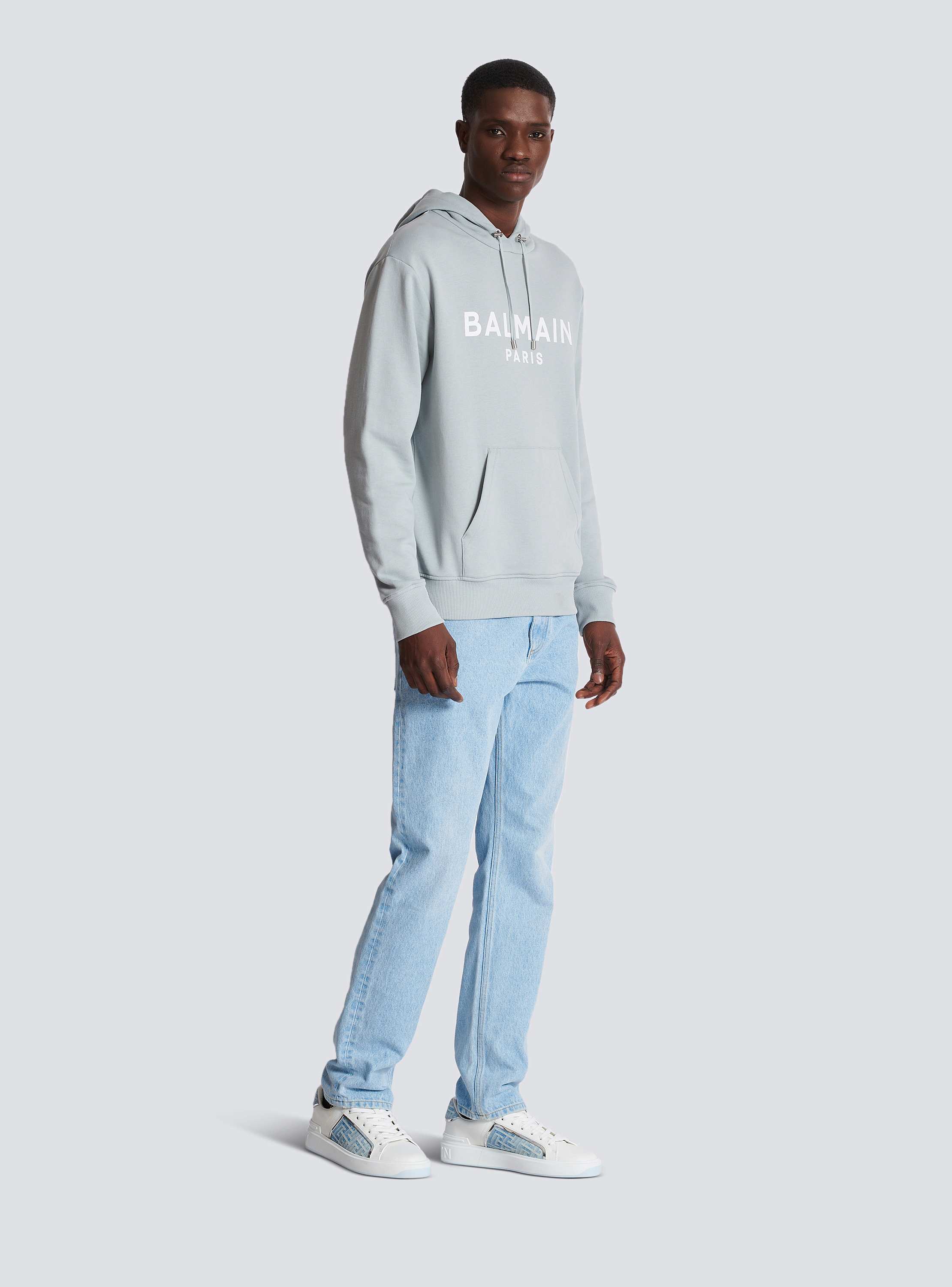 BALMAIN｜HOOD/ZIP-UP (DH1JR002BB65 EAB) Balmain Logo Zipped Hoodie In Eab Noir Blanc | ModeSens