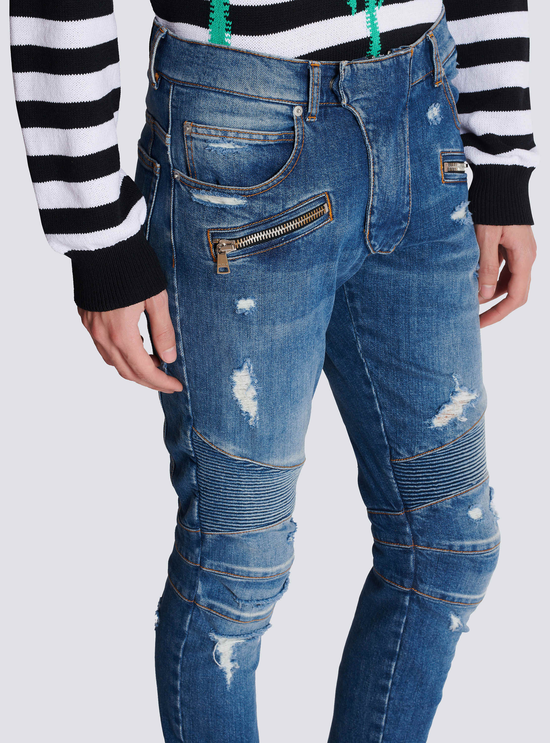 ウォッシュドデニム バイカージーンズ - Men | BALMAIN