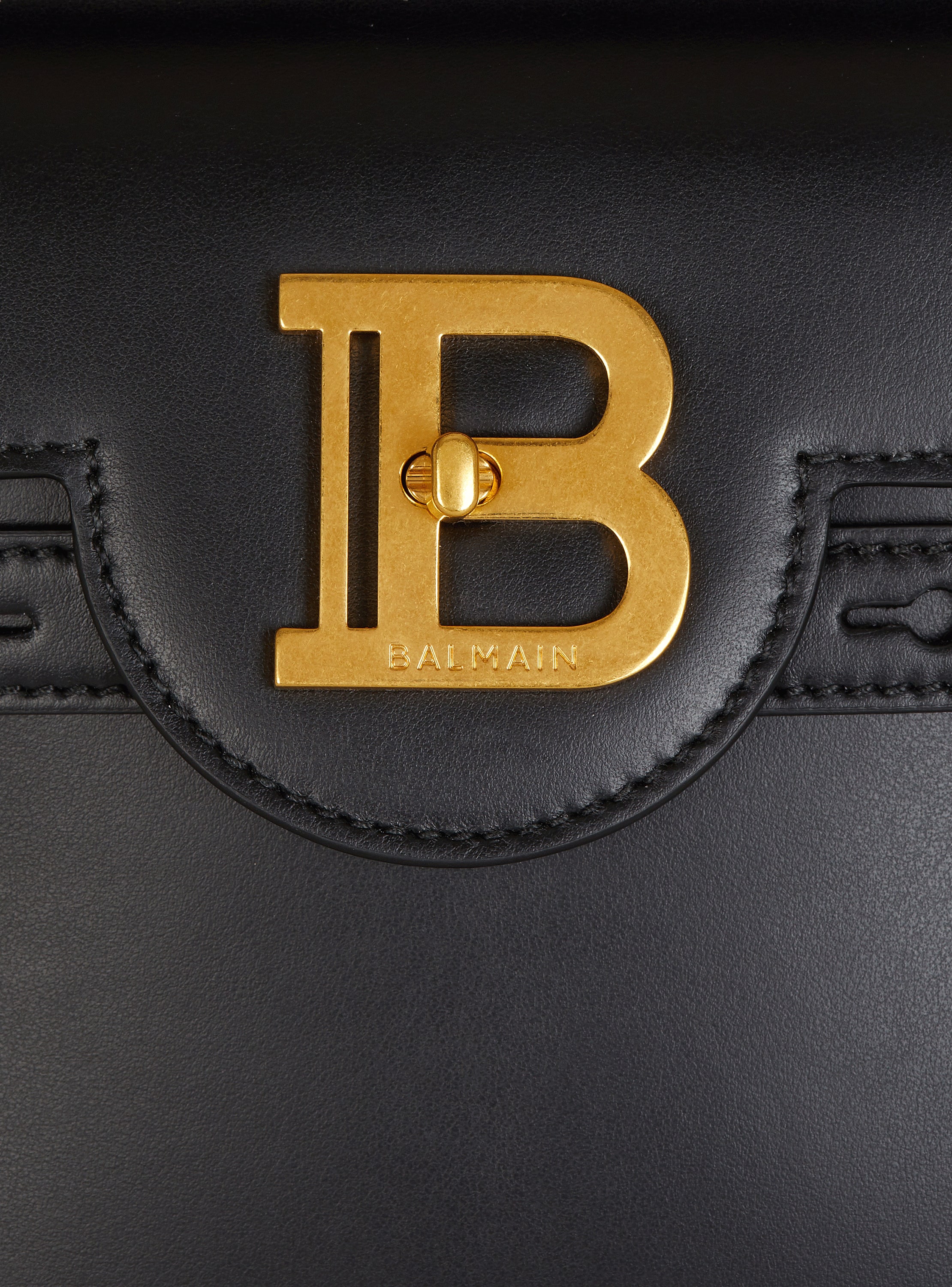 トートバッグ BALMAIN FW25 B BUZZ 23 (DN1DB526LAVE 0PA) Smooth leather B-Buzz 23 bag - Women | BALMAIN