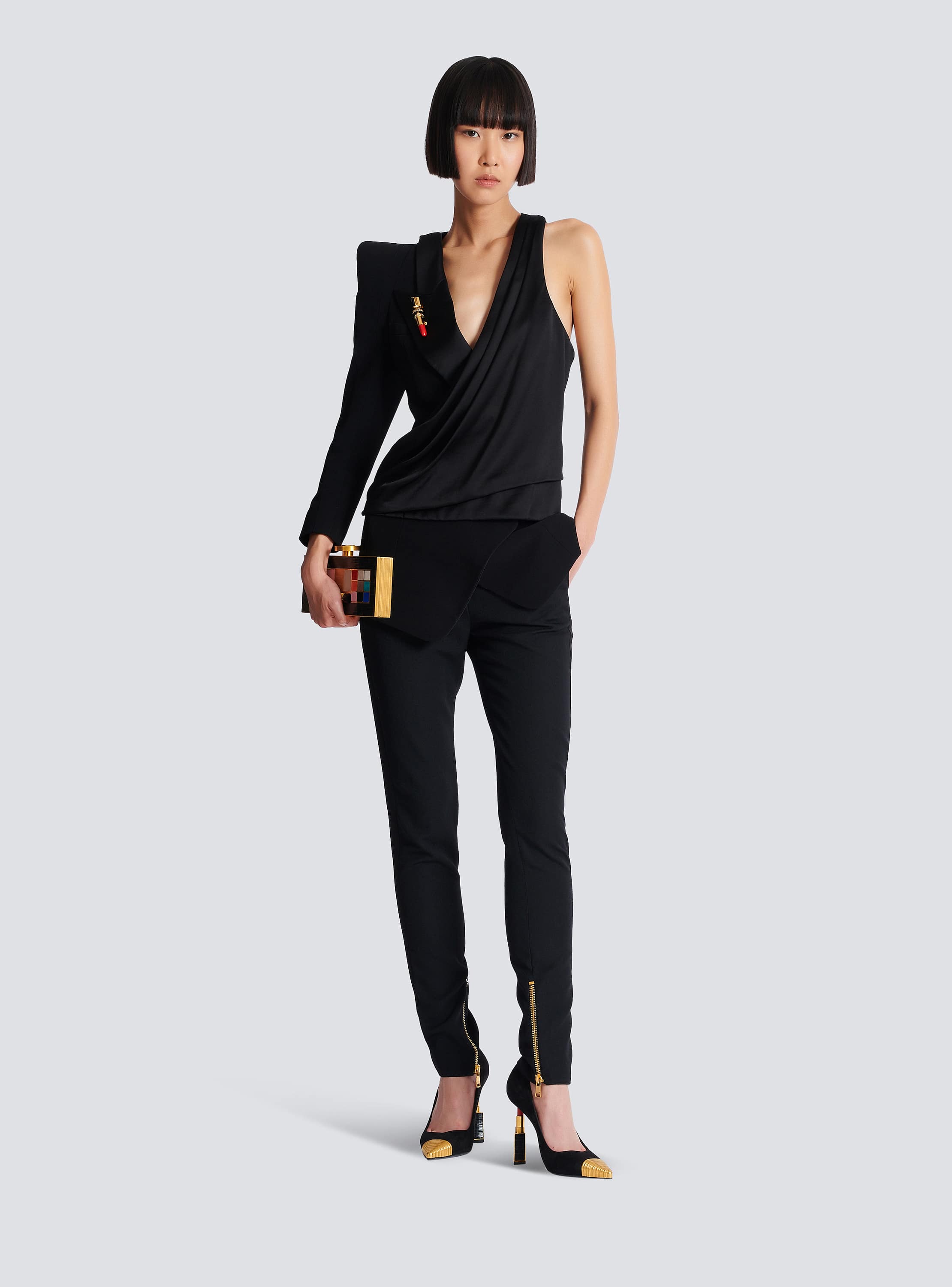 BALMAIN paris 金ボタン クロップドニット スクエアネック 36 BALMAIN paris 金ボタン クロップドニット スクエアネック 36
