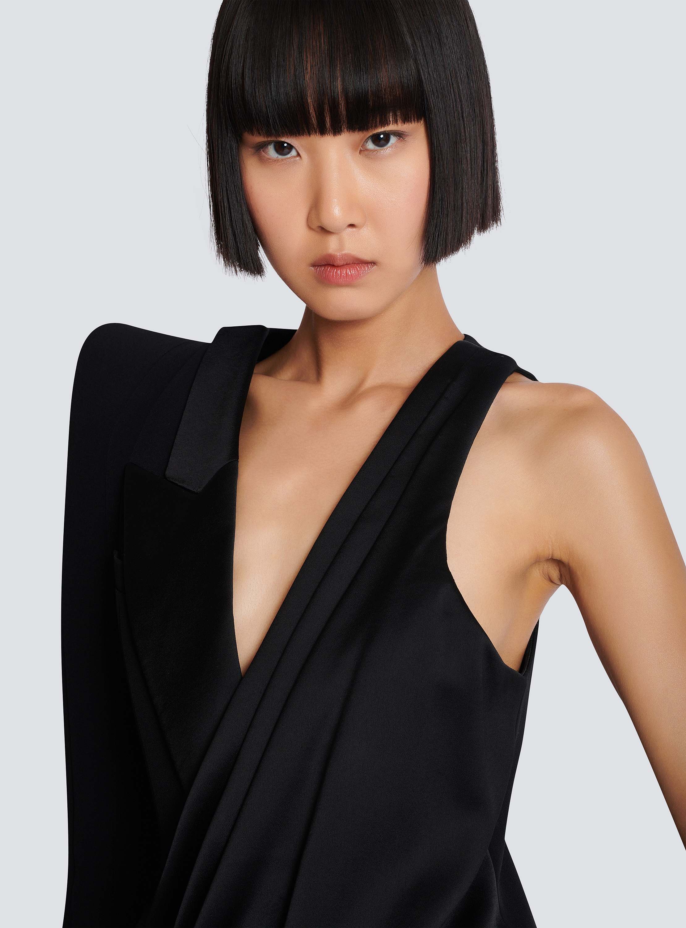 BALMAIN paris 金ボタン クロップドニット スクエアネック 36 BALMAIN paris 金ボタン クロップドニット スクエアネック 36