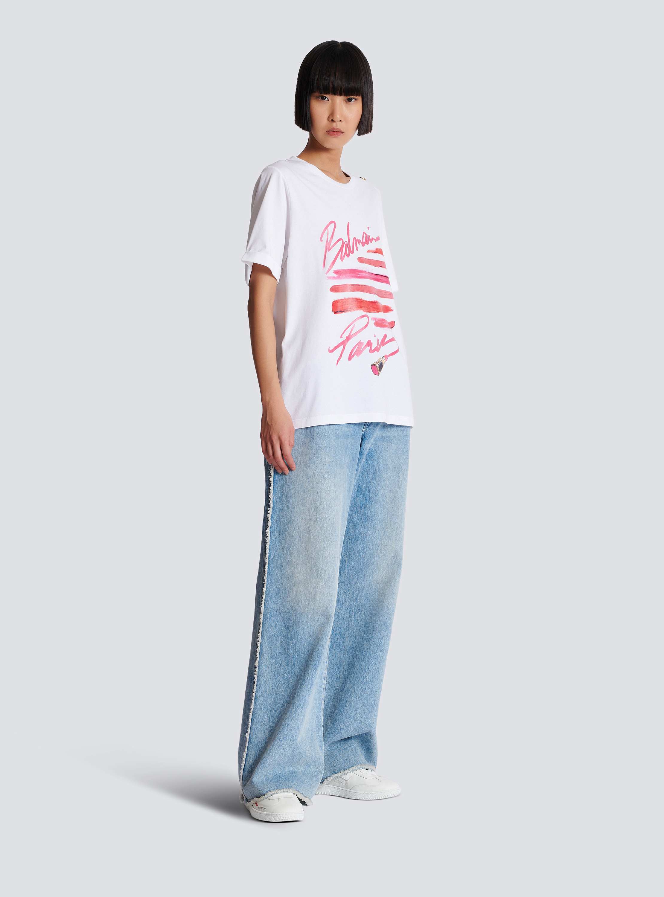 Tシャツ・カットソー BALMAIN Women Tops EF0EF135GE91 GTI White T-shirt with Balmain Lipstick print - Women | BALMAIN