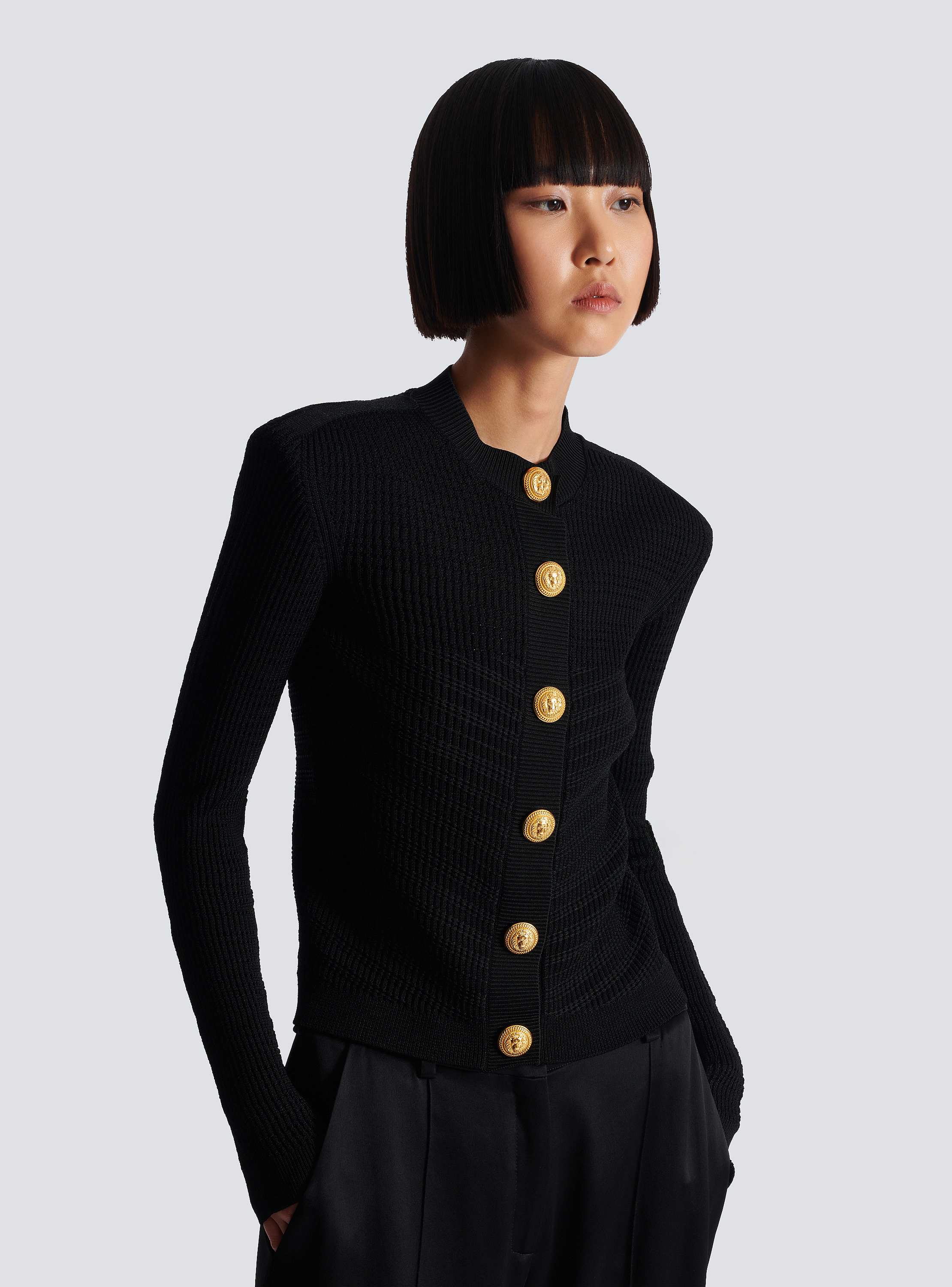 Buttoned knit cardigan