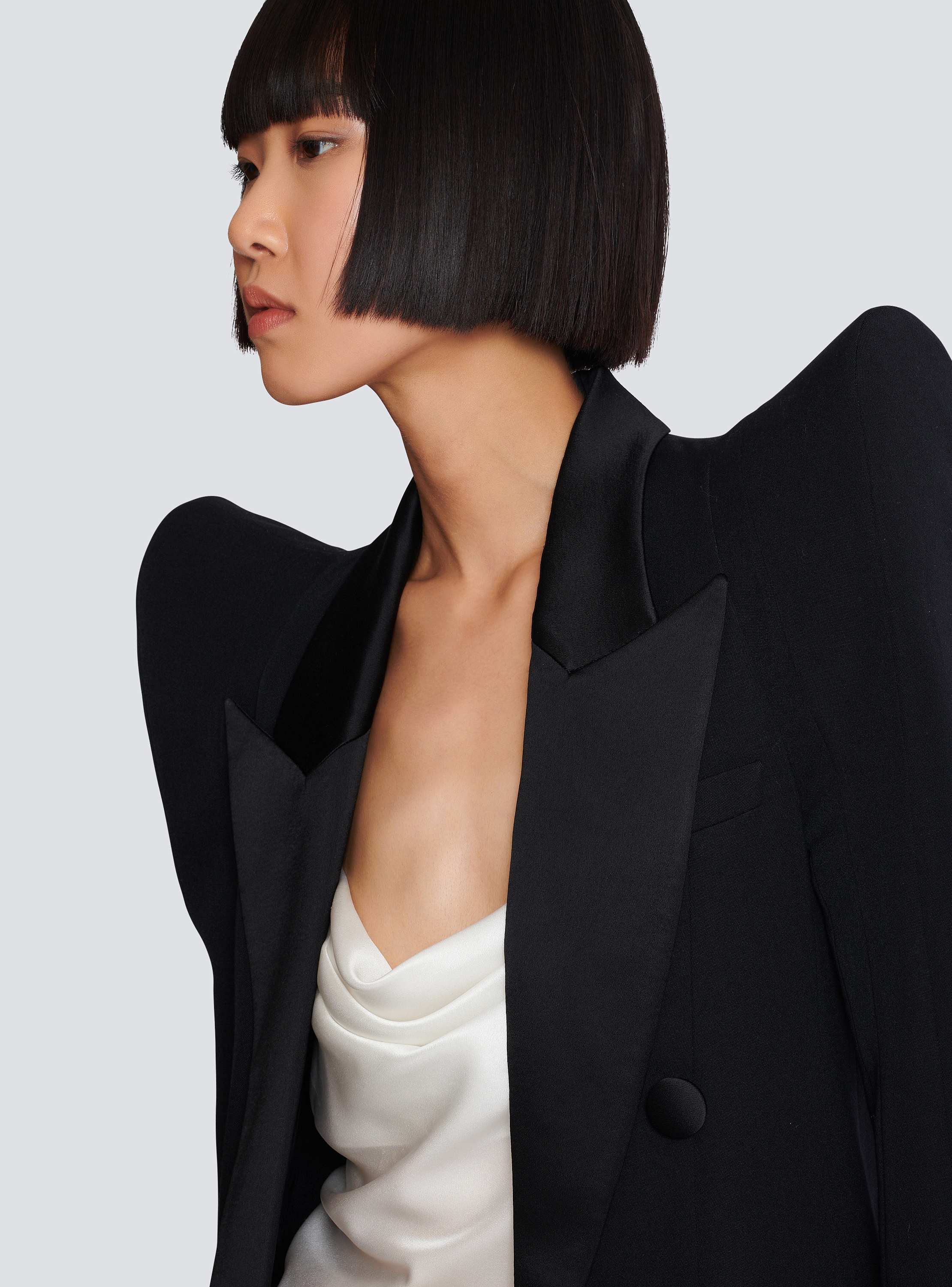 Pagoda side to side jacket