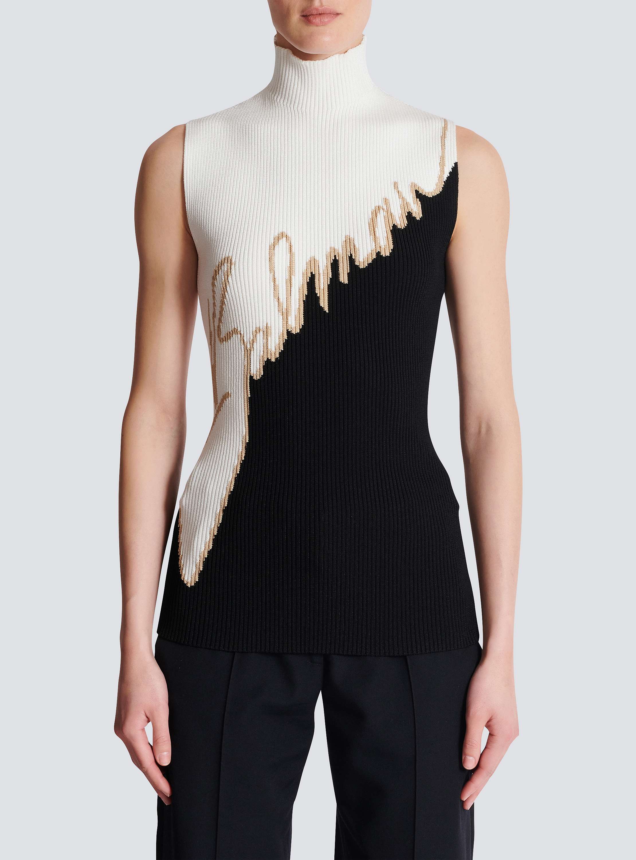 Sleeveless high-neck knit top