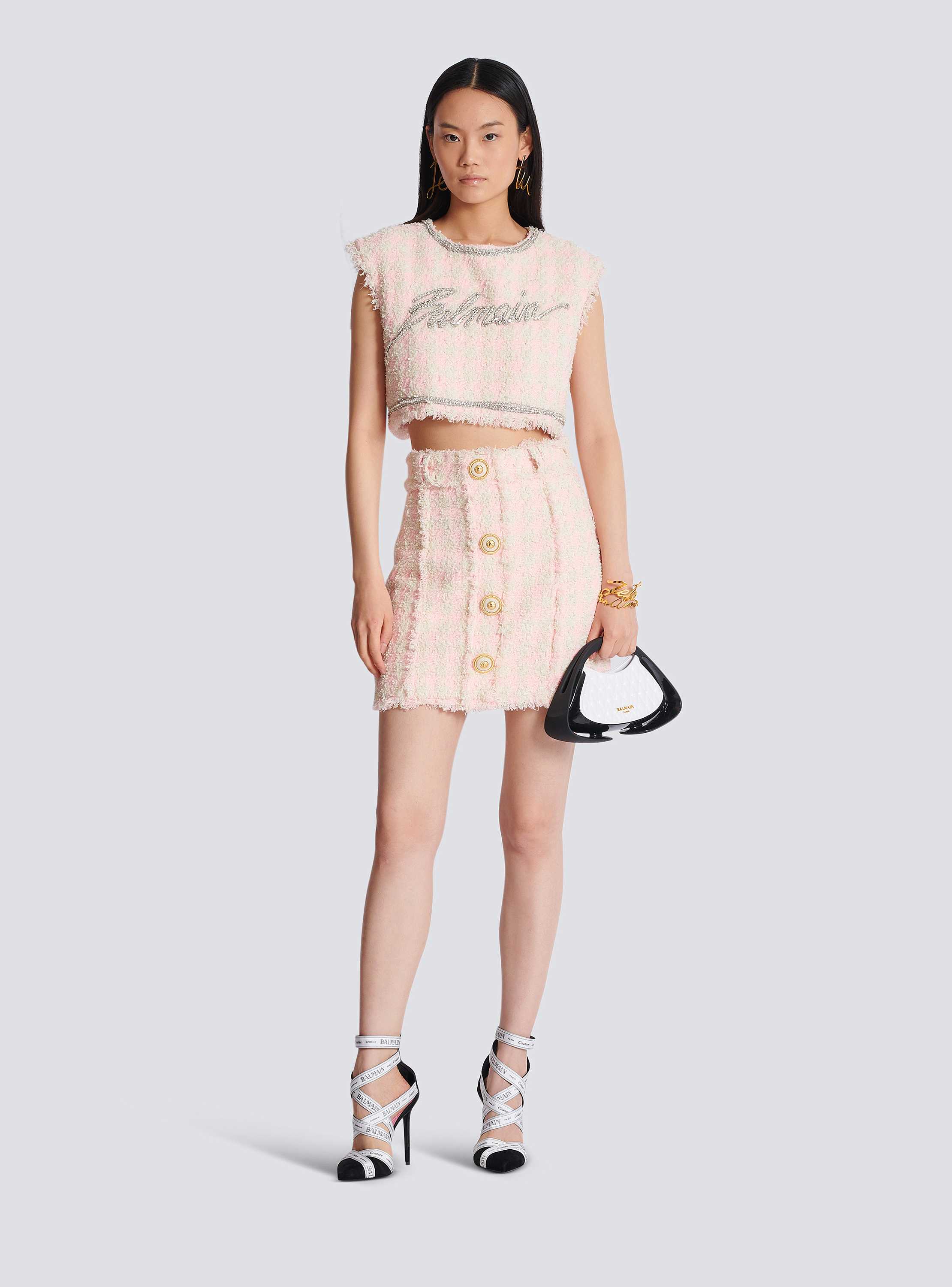 Short-sleeve paris embroidered crop top