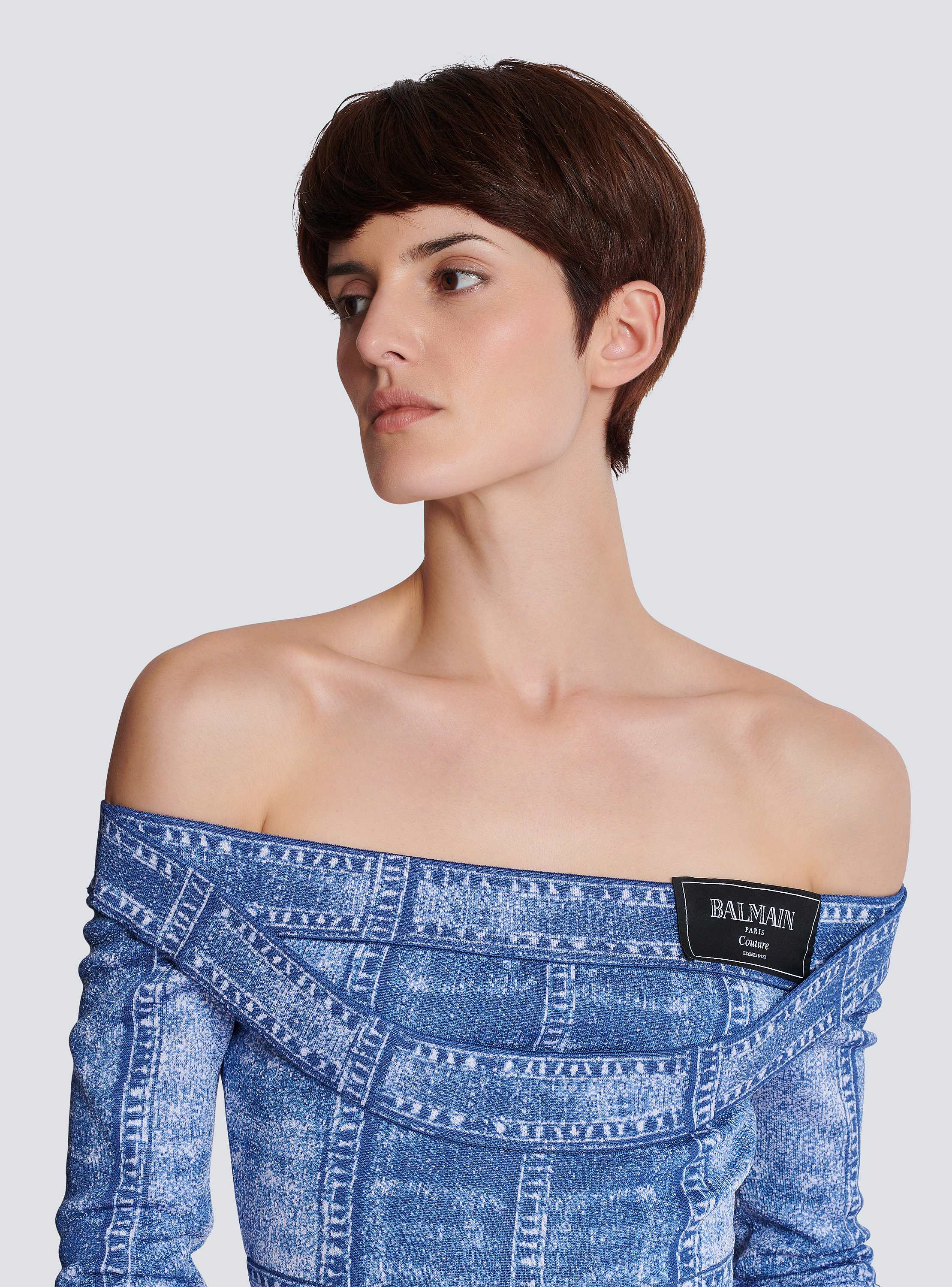 Long-sleeve double col denim trompe-l'œil top