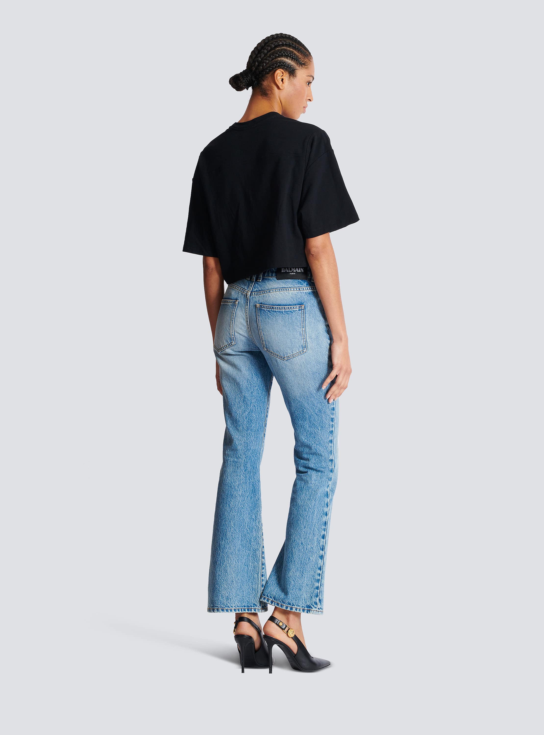 Tシャツ・カットソー BALMAIN BALMAIN PRINTED CROPPED T-SHIRT (BF1EE020BB02 OHV) Cropped T-shirt with flocked Balmain Letter logo - Women