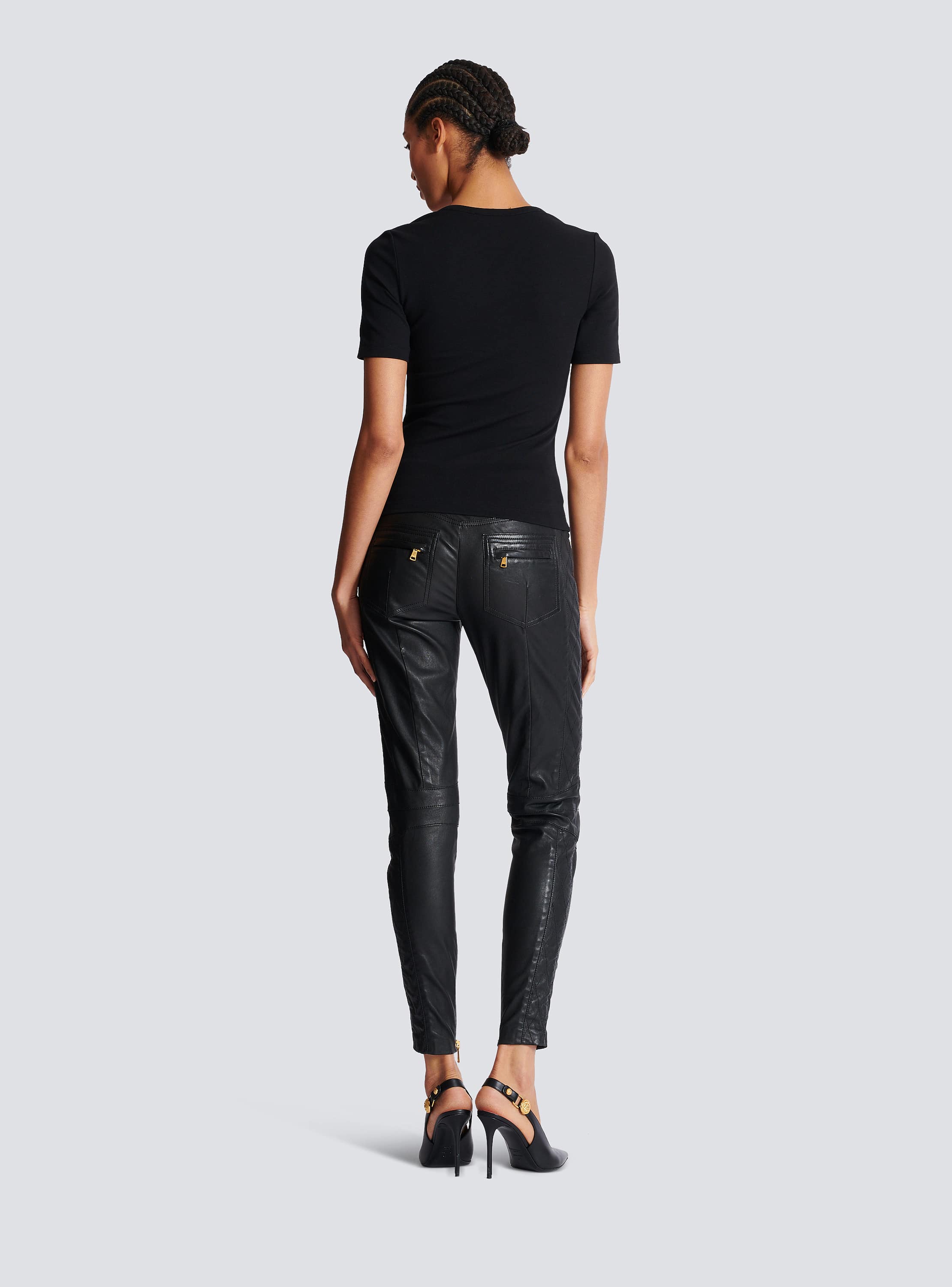 Tシャツ・カットソー BALMAIN TSHIRT (BF1EF005BB02) T-shirt with Balmain Paris print - Women | BALMAIN