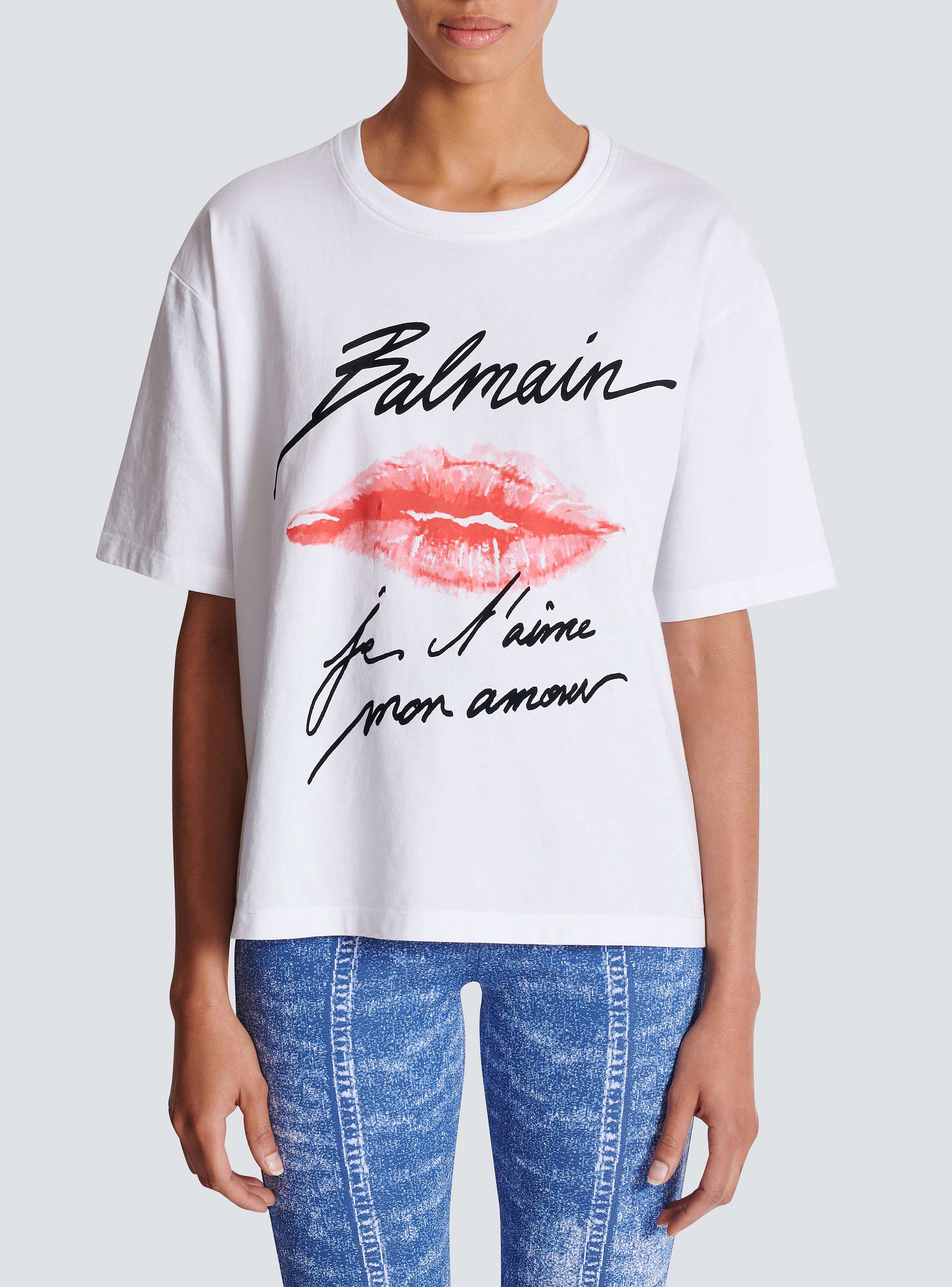 Short-sleeved T-shirt with Kiss print white - Women | BALMAIN