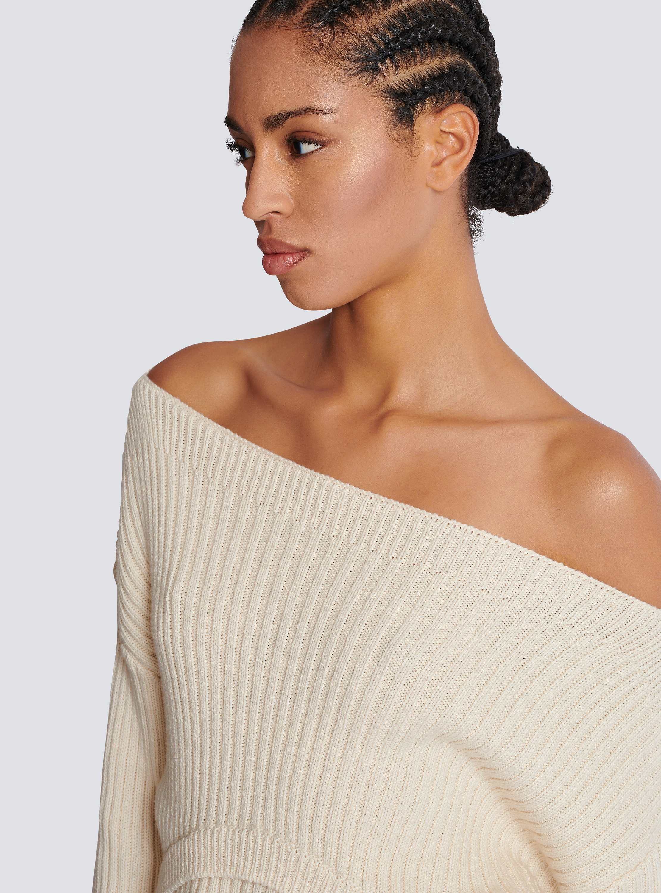 Boat neck optical illusion ribbed crop top