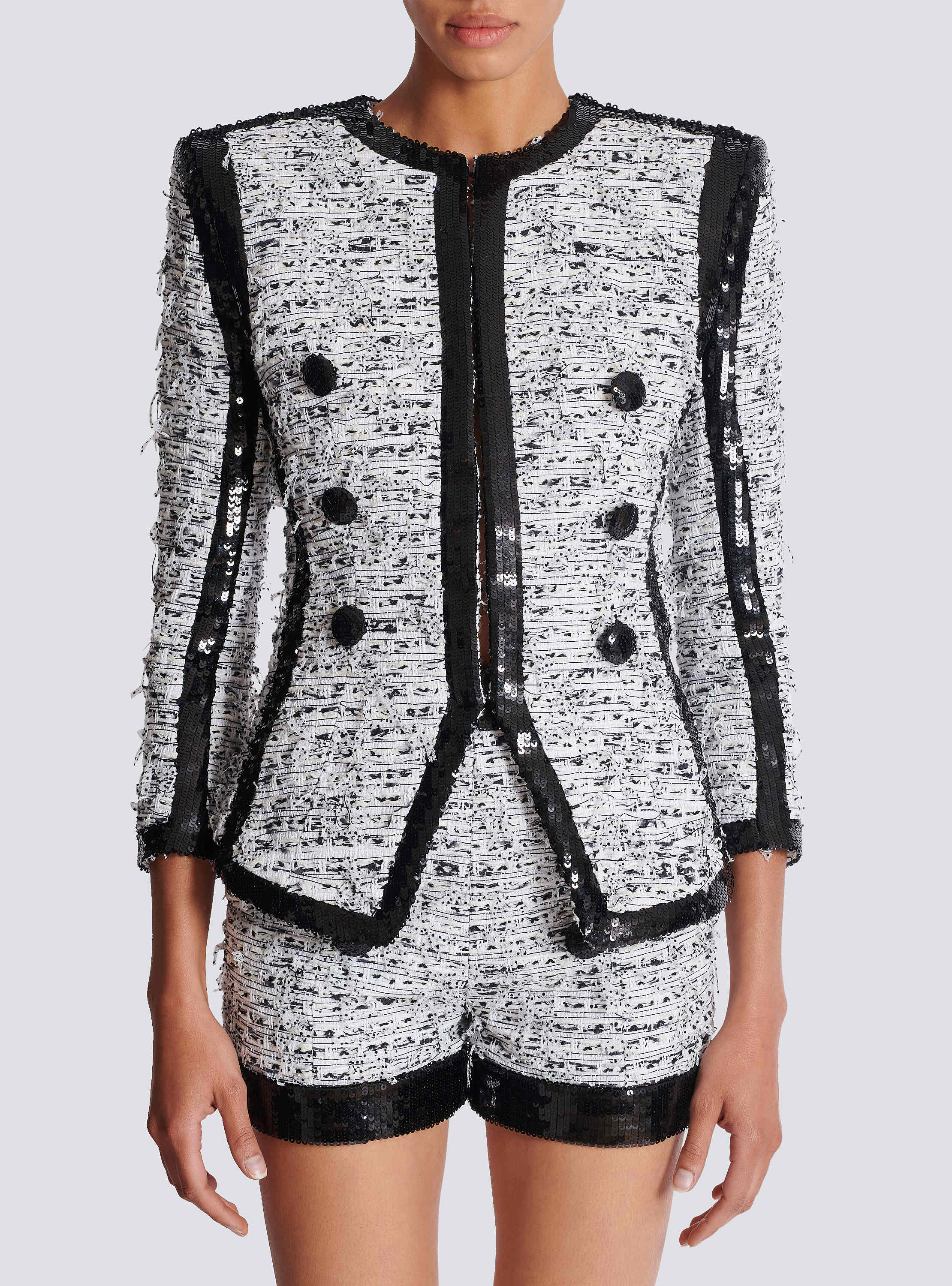 Side to side colarless jacket