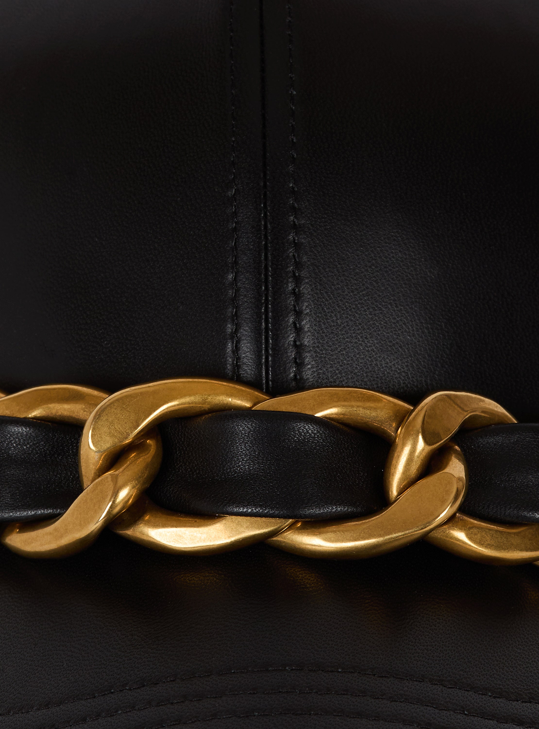 Lambskin cap with chain