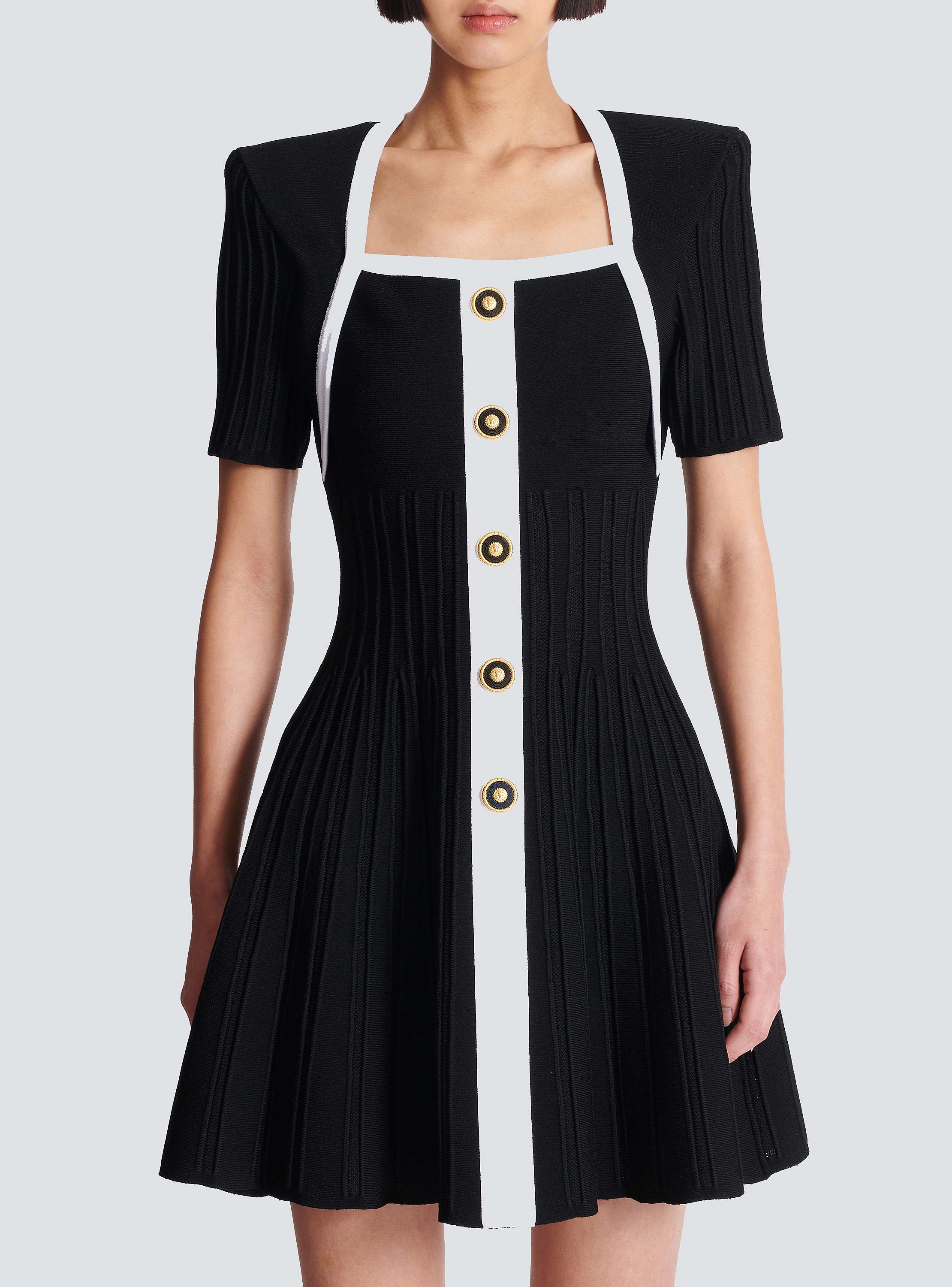 ワンピース BALMAIN FW24 Two-tone knit dress (DF1R8053KG59 EAB) Two-tone knit dress with buttons - Women | BALMAIN