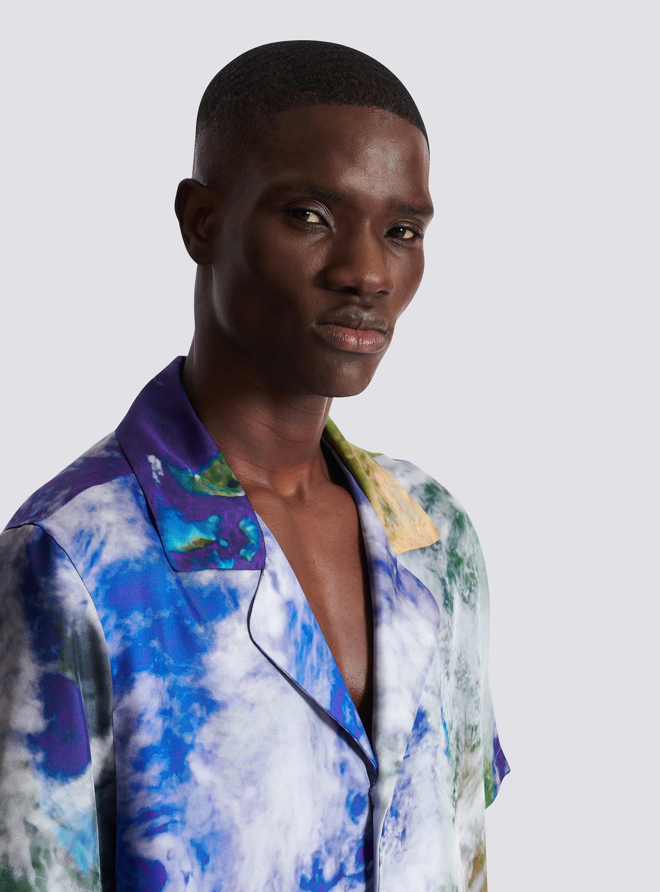 Pyjama shirt with Earth print