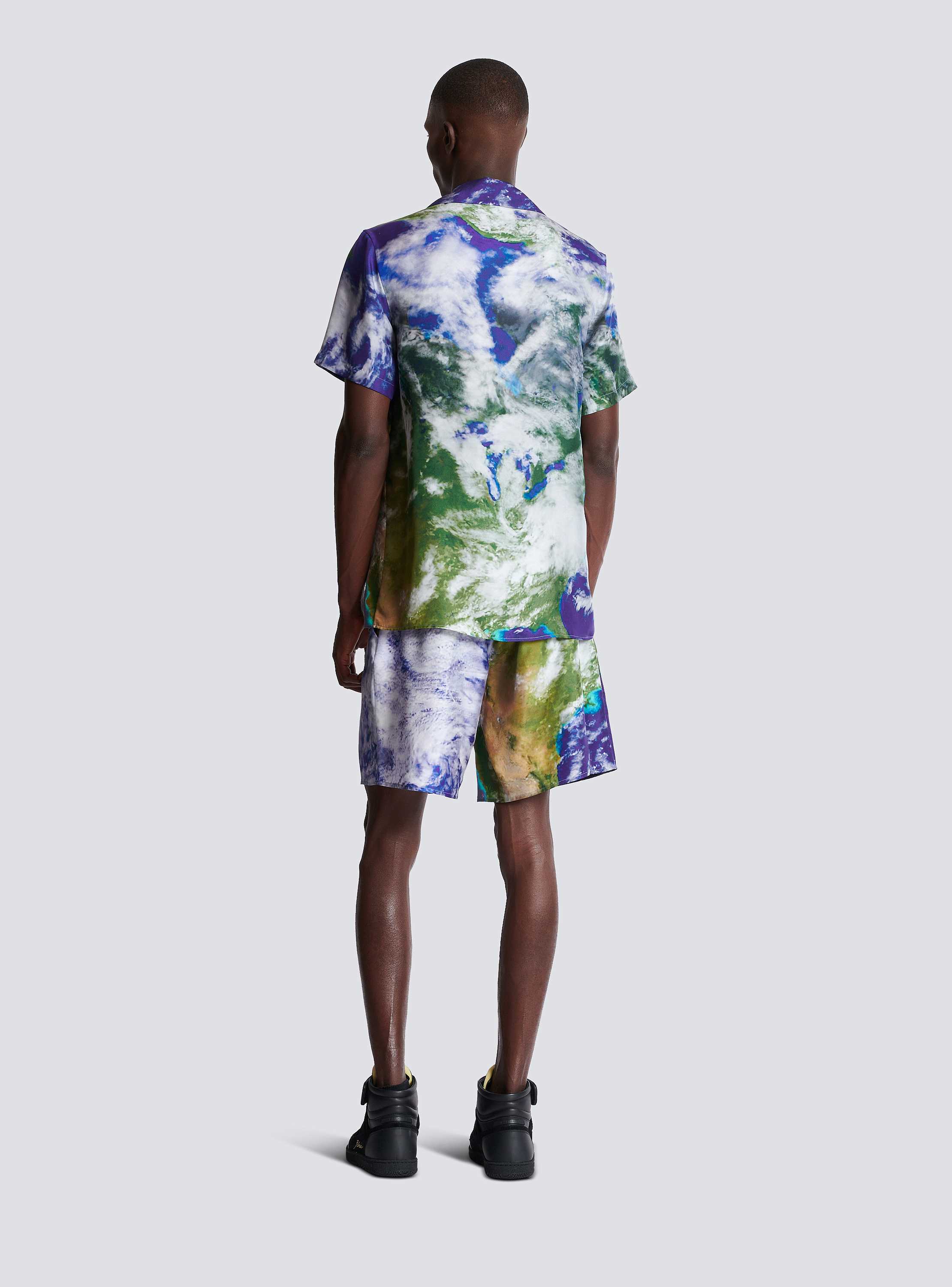 Pyjama shirt with Earth print