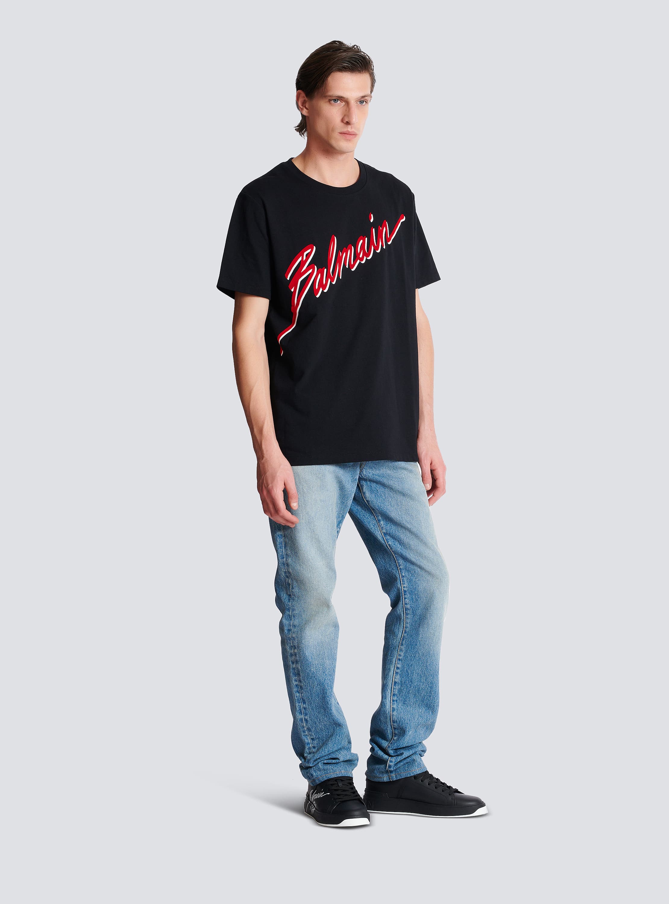 Tシャツ・カットソー BALMAIN Men T Shirts EH1EG010BC86 BLACK 22143210_51890546_600.jpg