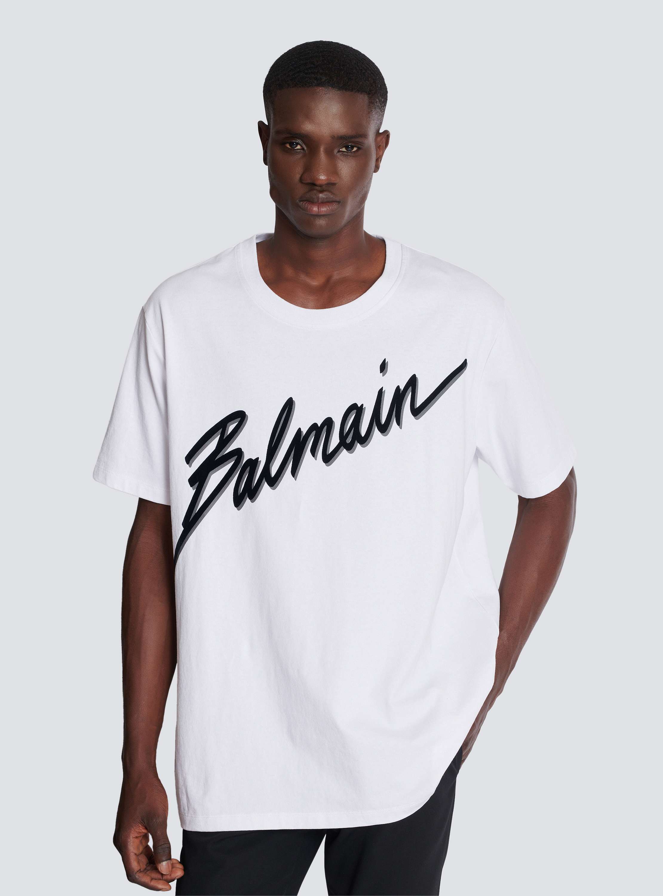 2024公式店舗 T-shirt with flocked Balmain Letter logo white - Men | BALMAIN トップス